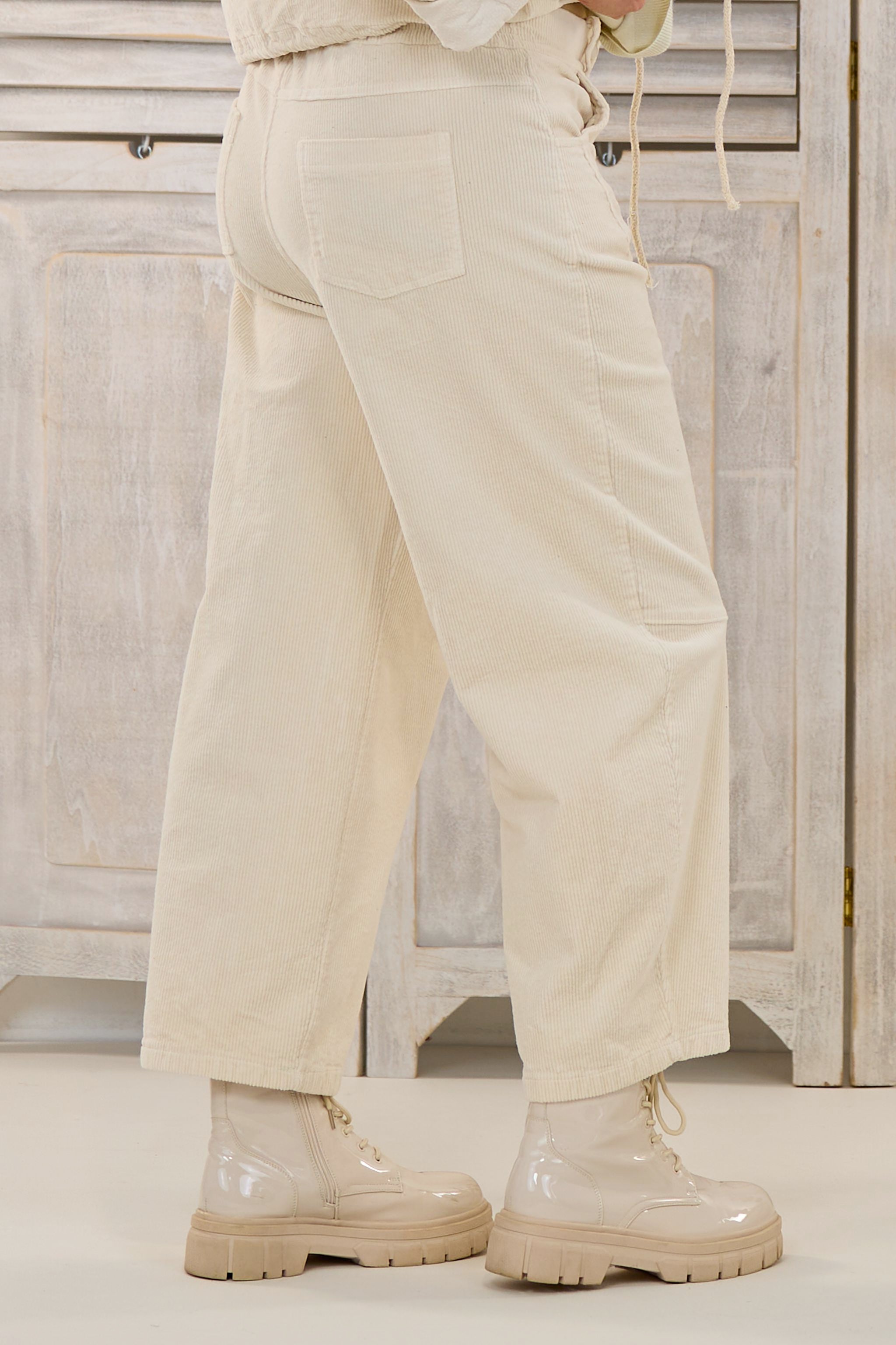 Cordhose im Balloon-Style, creme