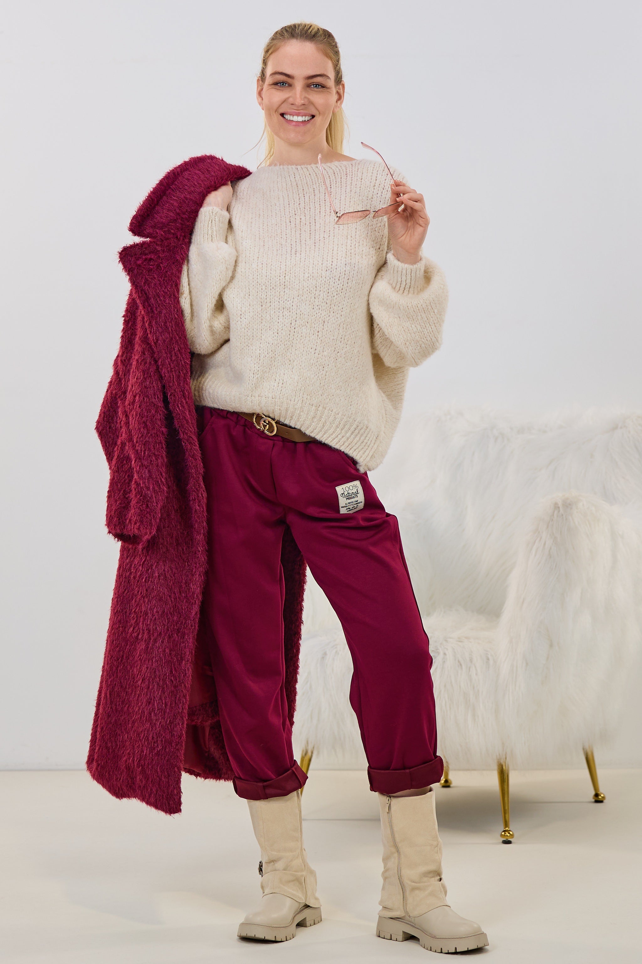 Cozy Hose mit Gürtel, bordeaux
