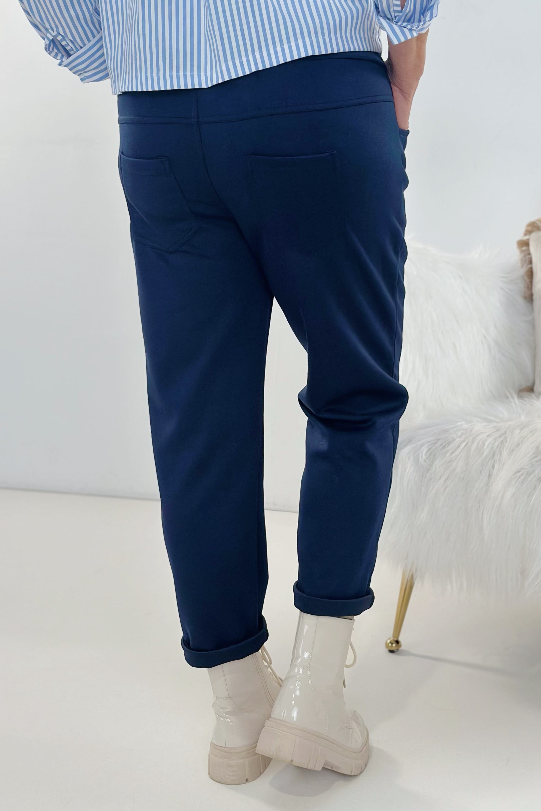 Cozy Hose mit Gürtel, dunkelblau