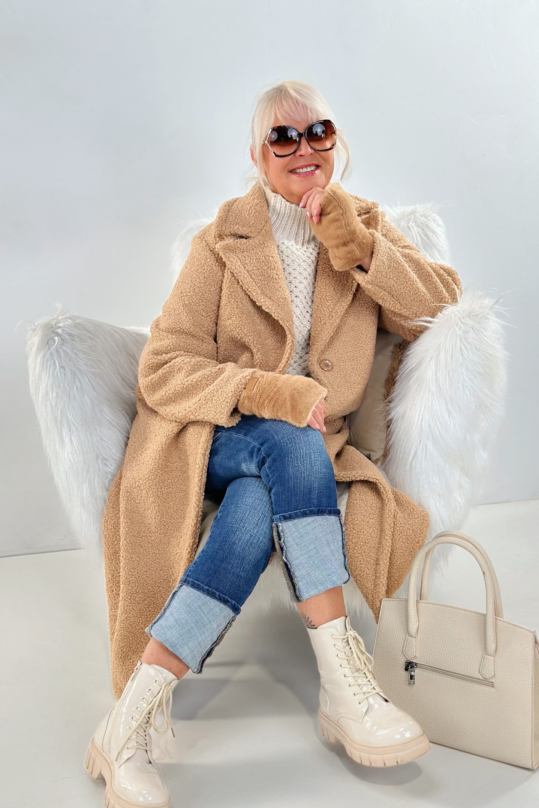 langer Teddymantel mit Revers, camel