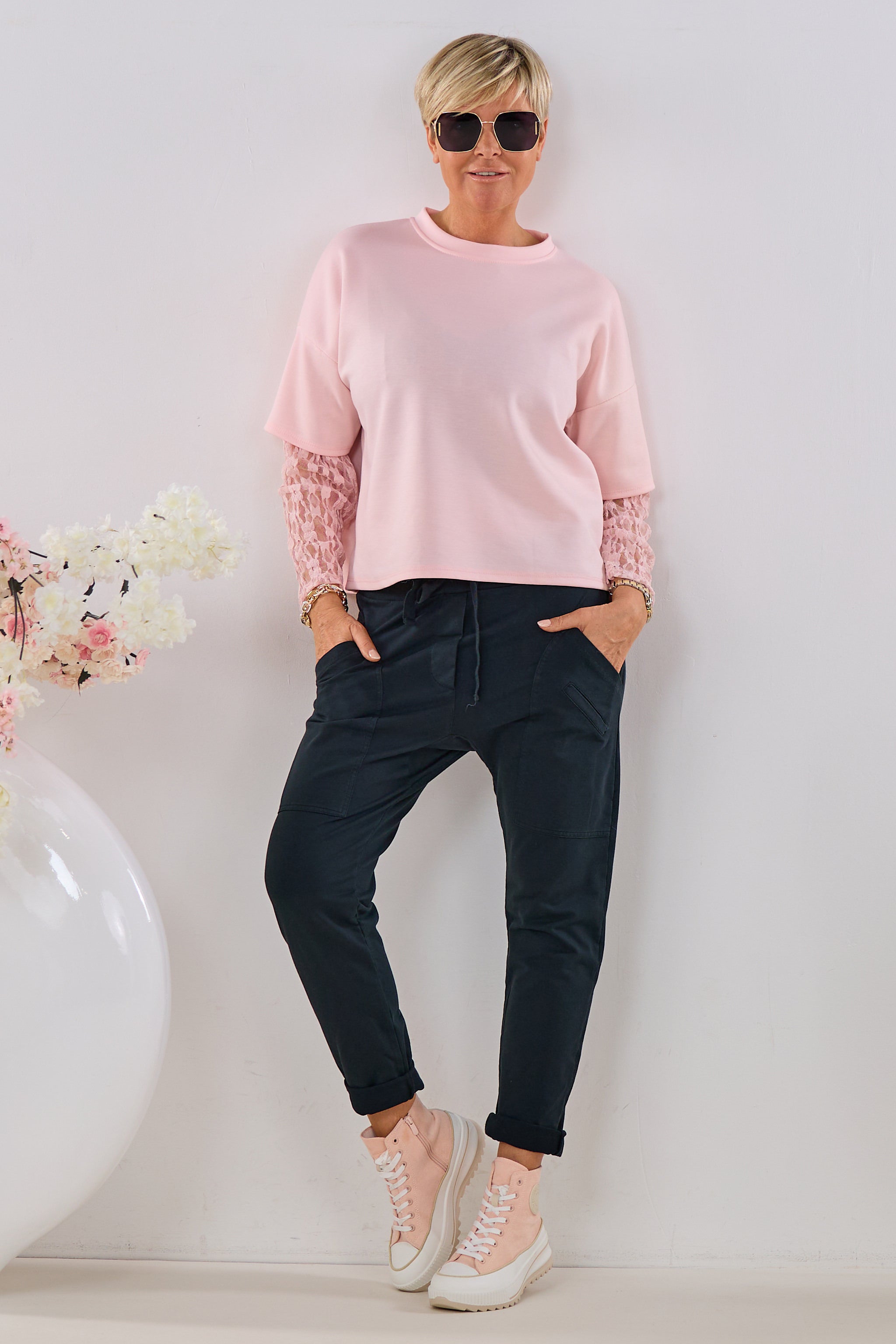 Joggpants mit großen Taschen, schwarz