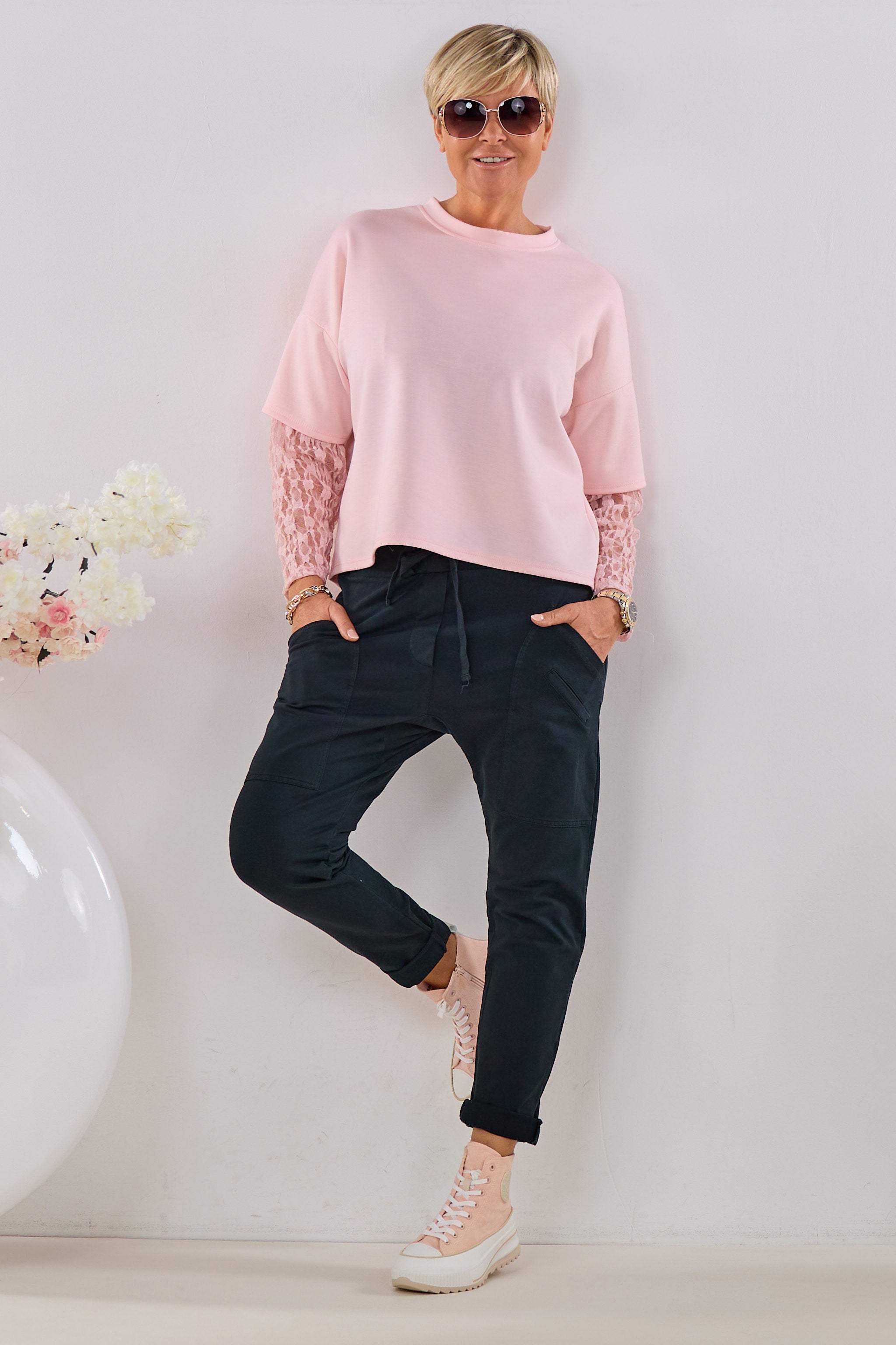 Joggpants mit großen Taschen, schwarz