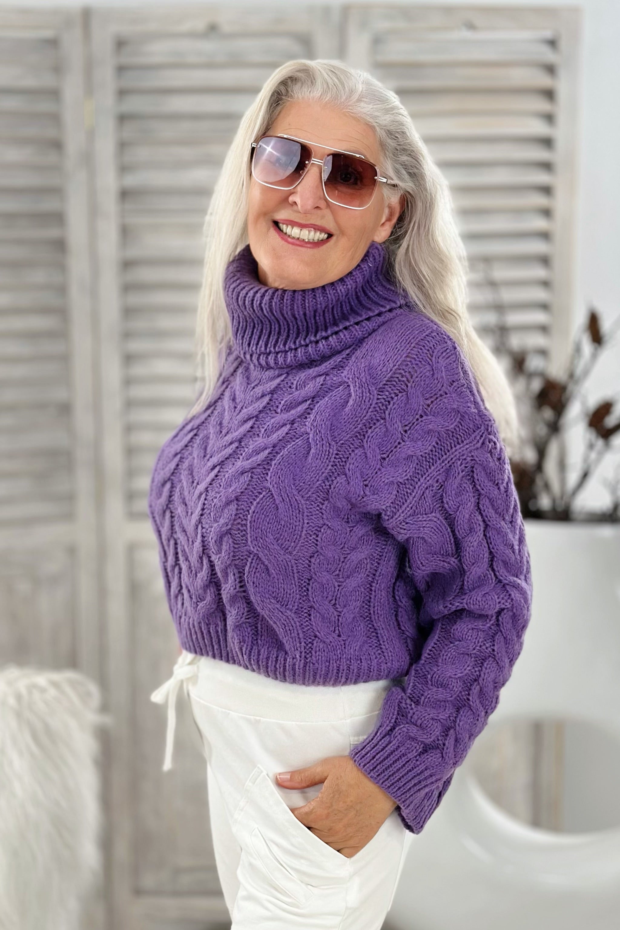 Crop Top Pulli mit Zopfmuster, lila