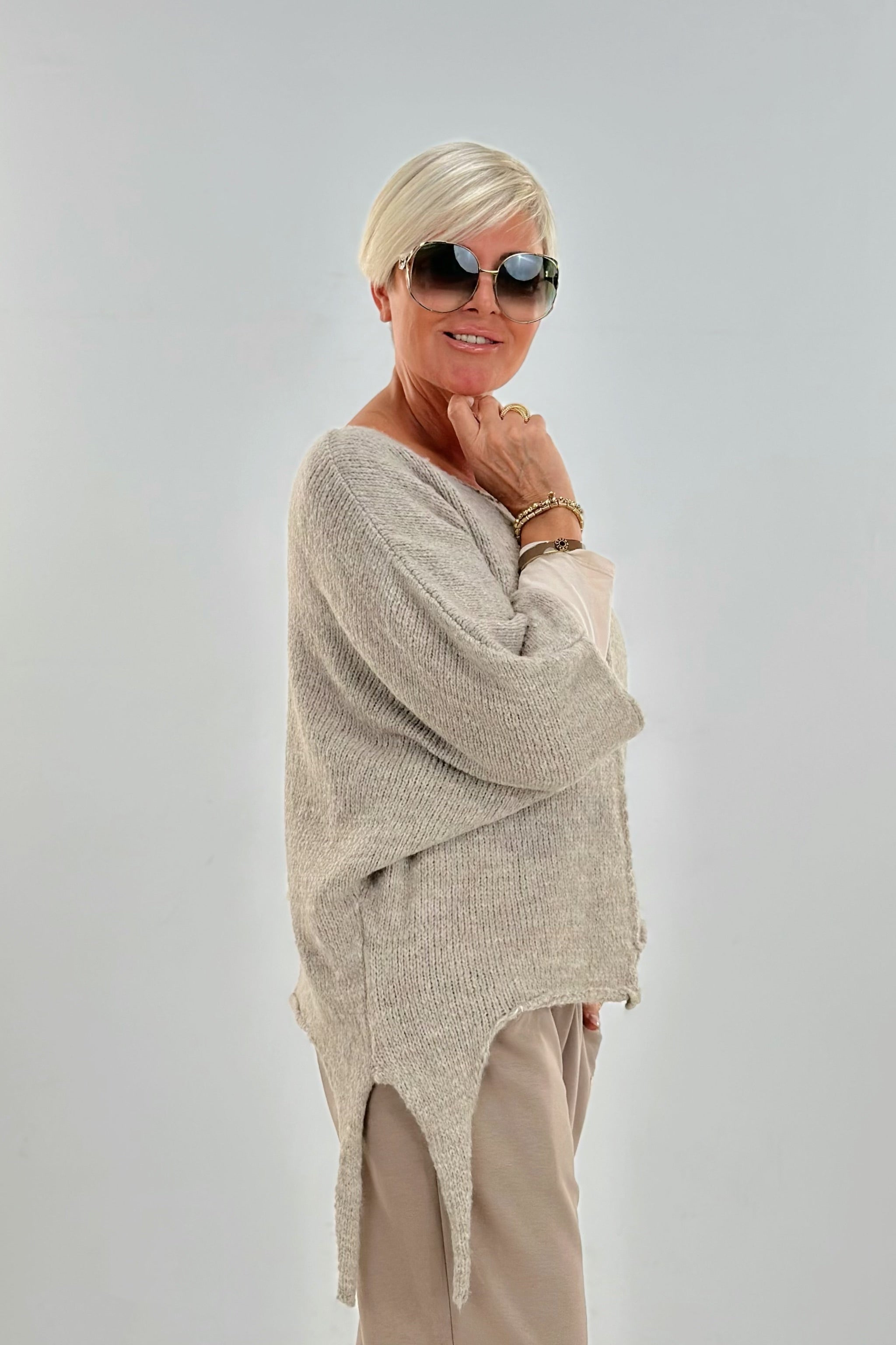 Asymmetrischer Strickpulli, beige