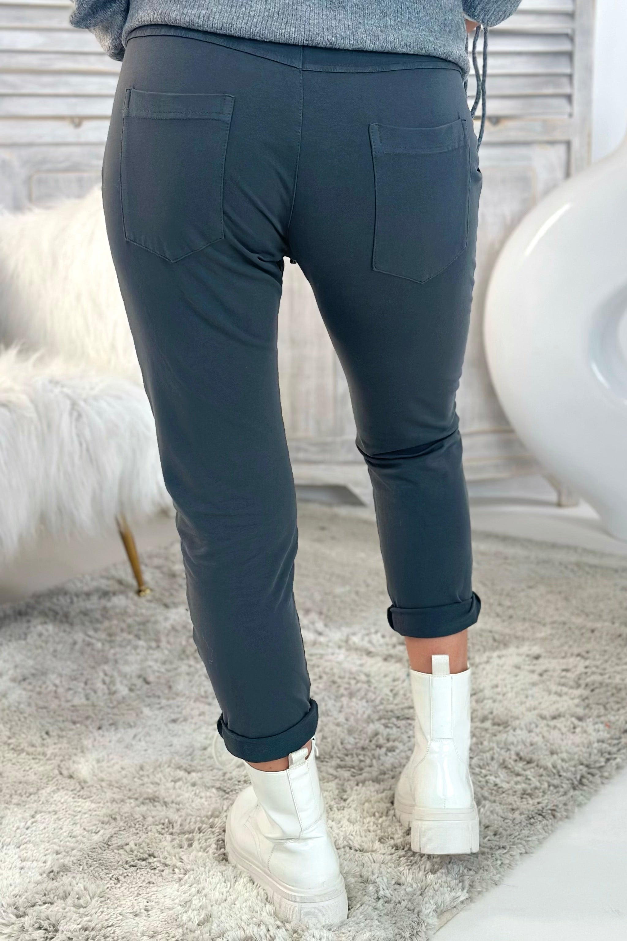 Joggpants mit großen Taschen, anthrazit