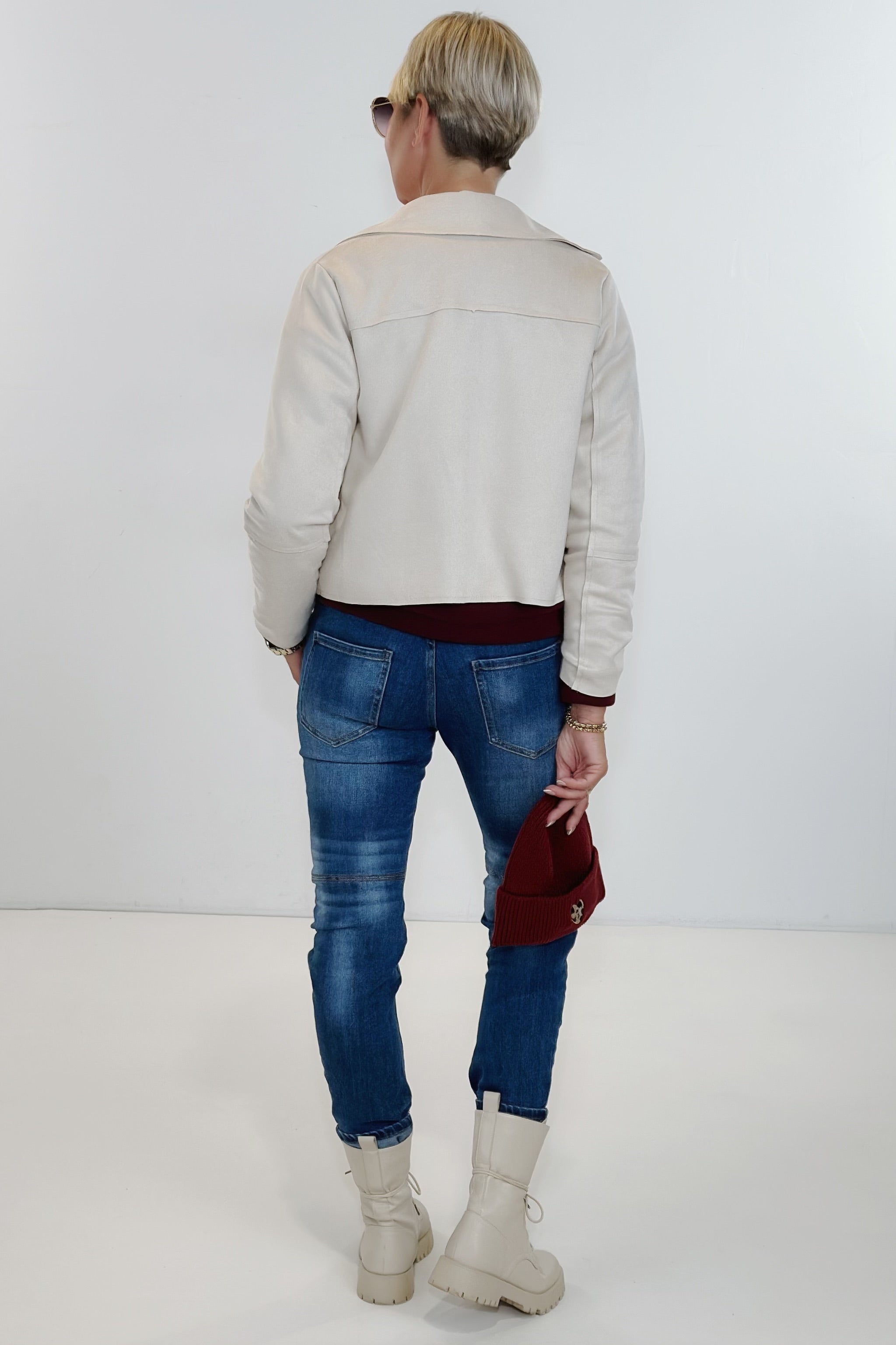 kurze Hemdjacke in Velours-Optik, beige