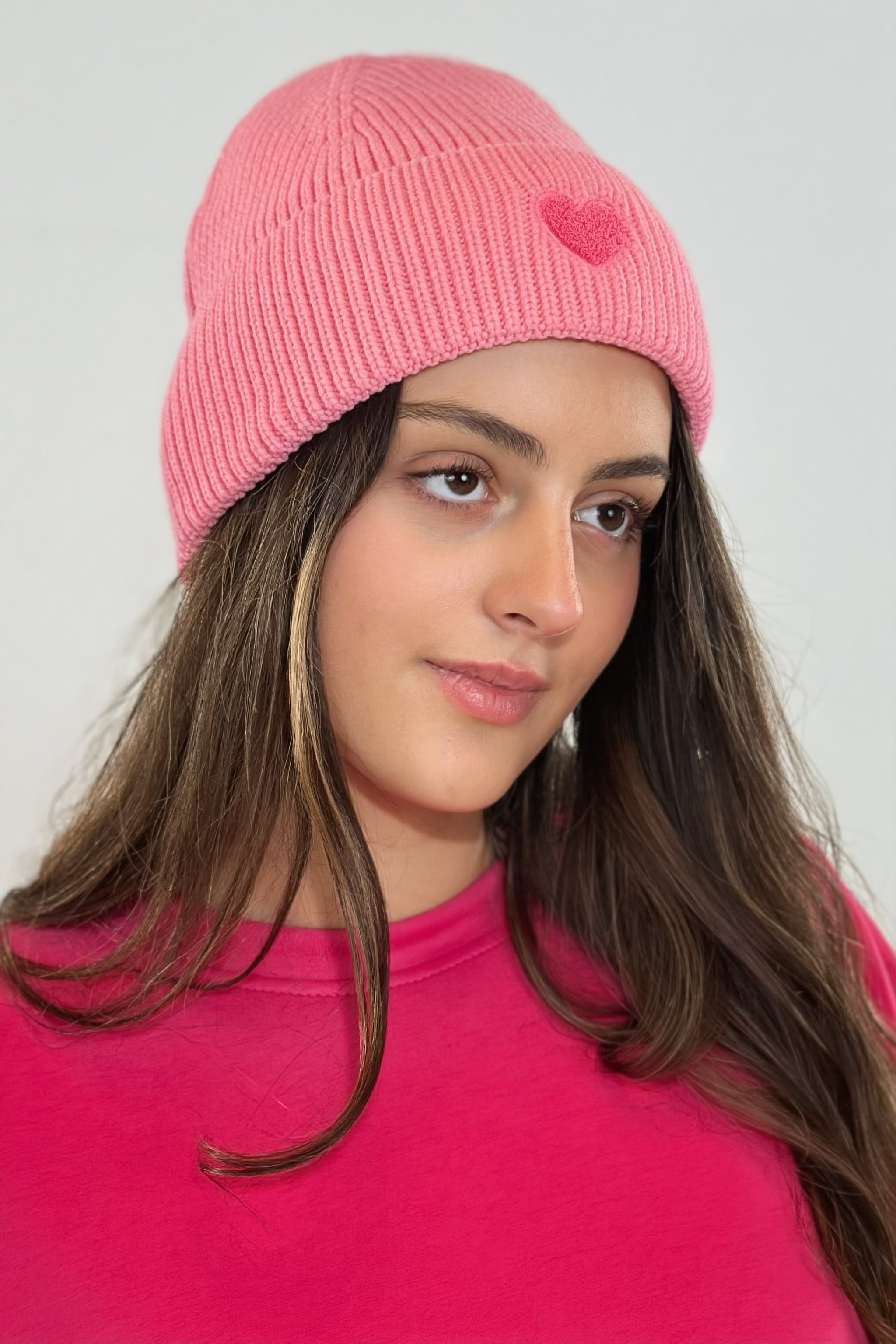 Mütze mit flauschigem Herz, rosa
