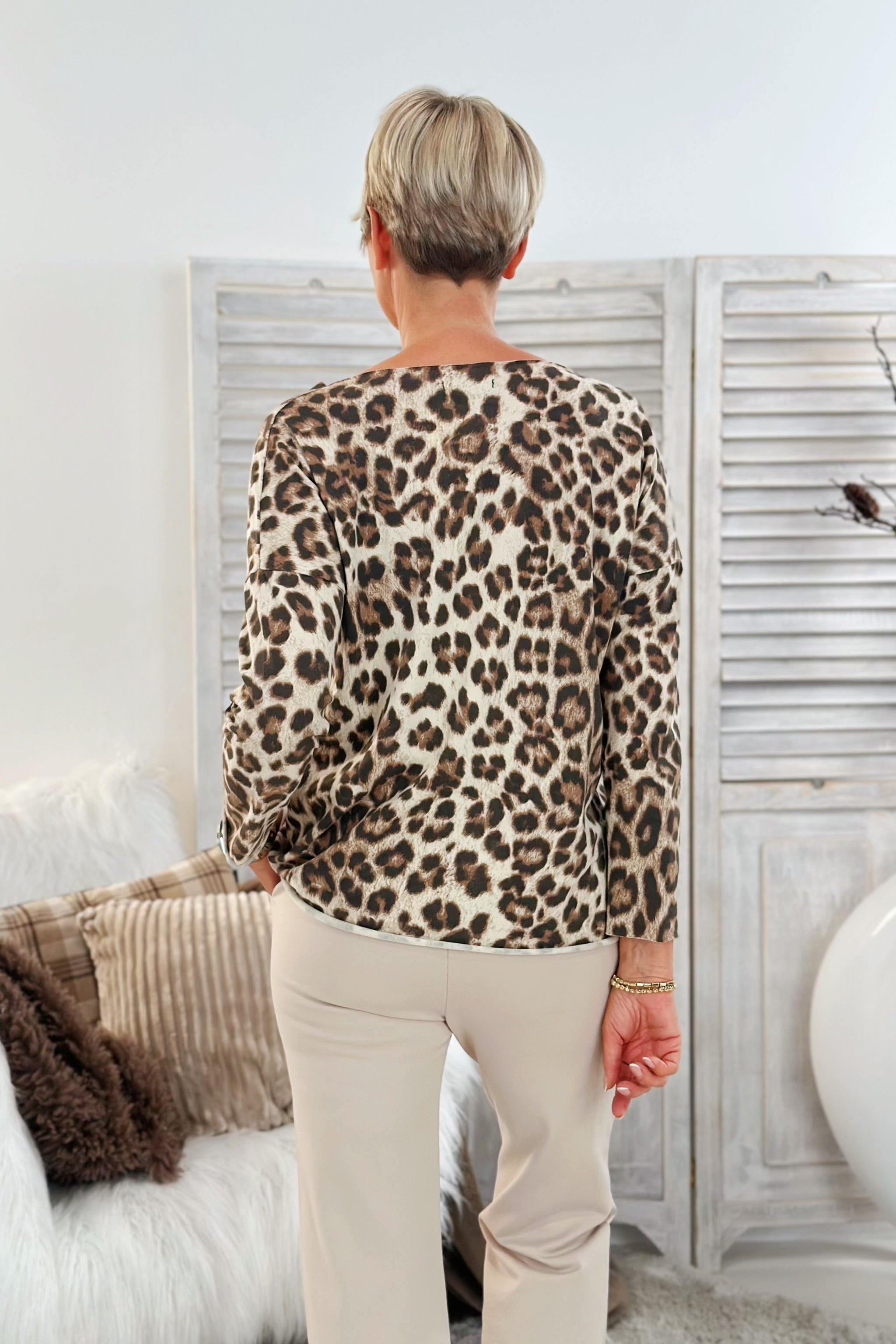 Basic Leo Shirt mit langen Ärmeln, leo