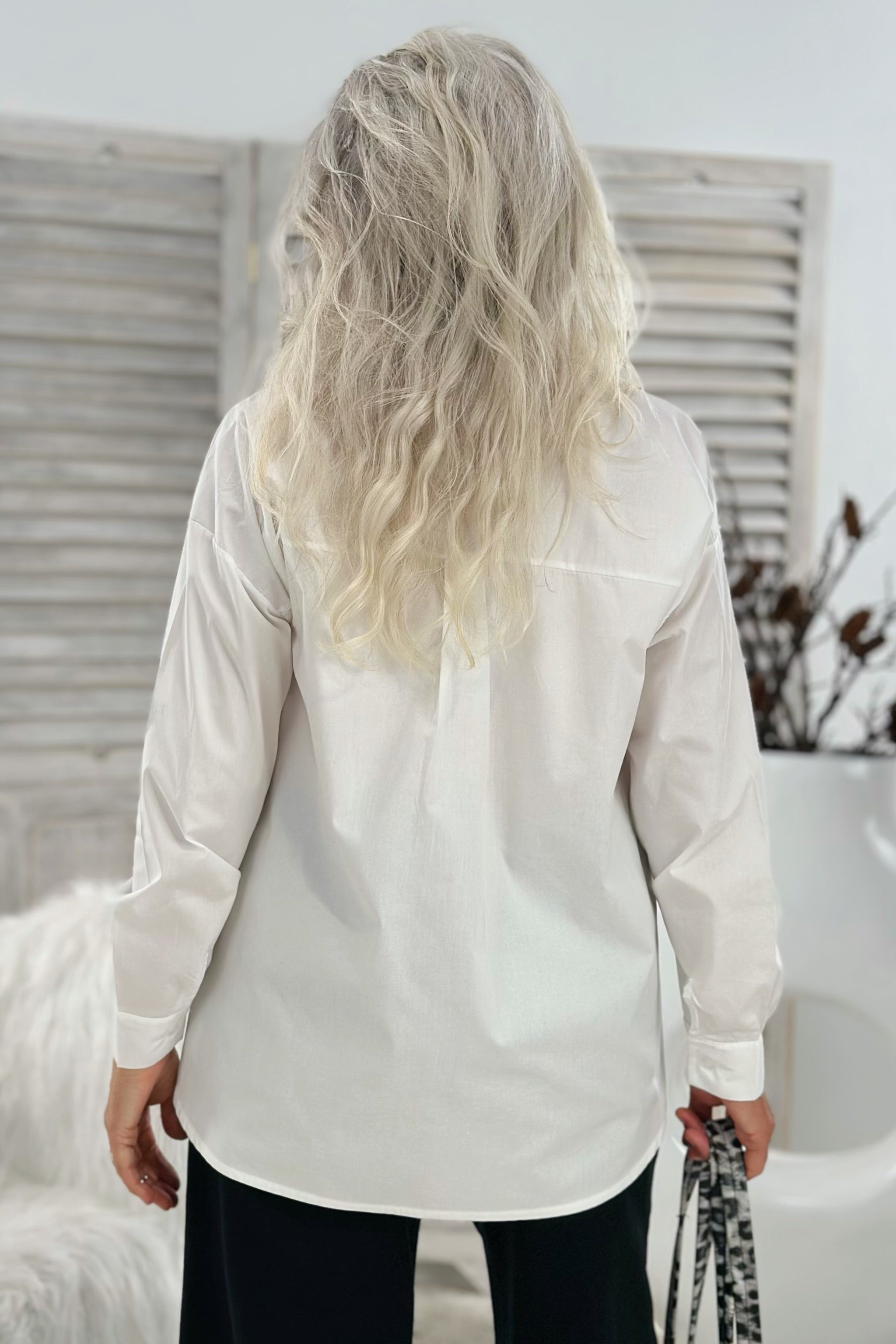 Bluse mit verdeckter Knopfleiste, weiß