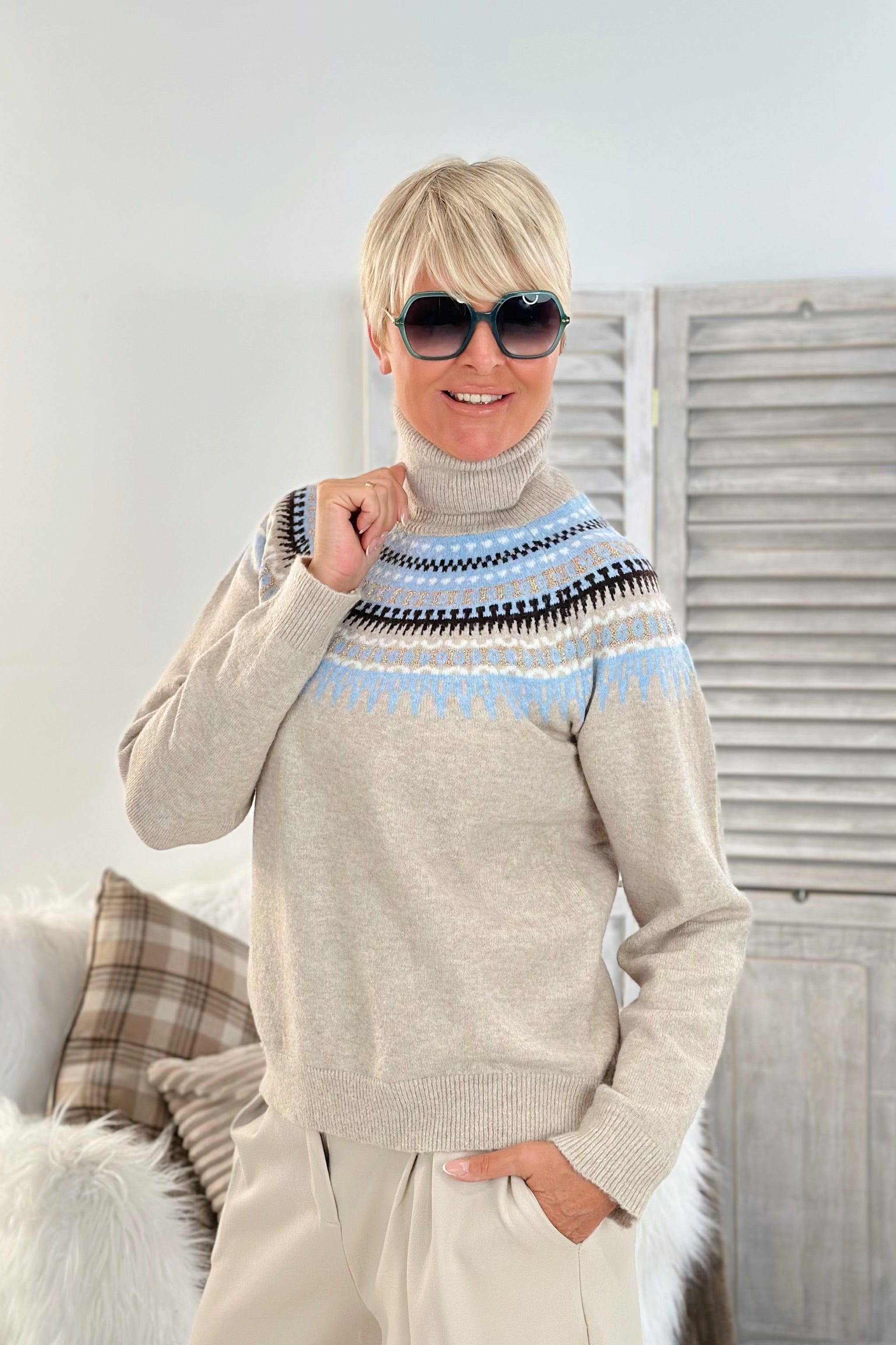 Rollkragenpullover mit Norweger-Muster, beige-melliert-hellblau