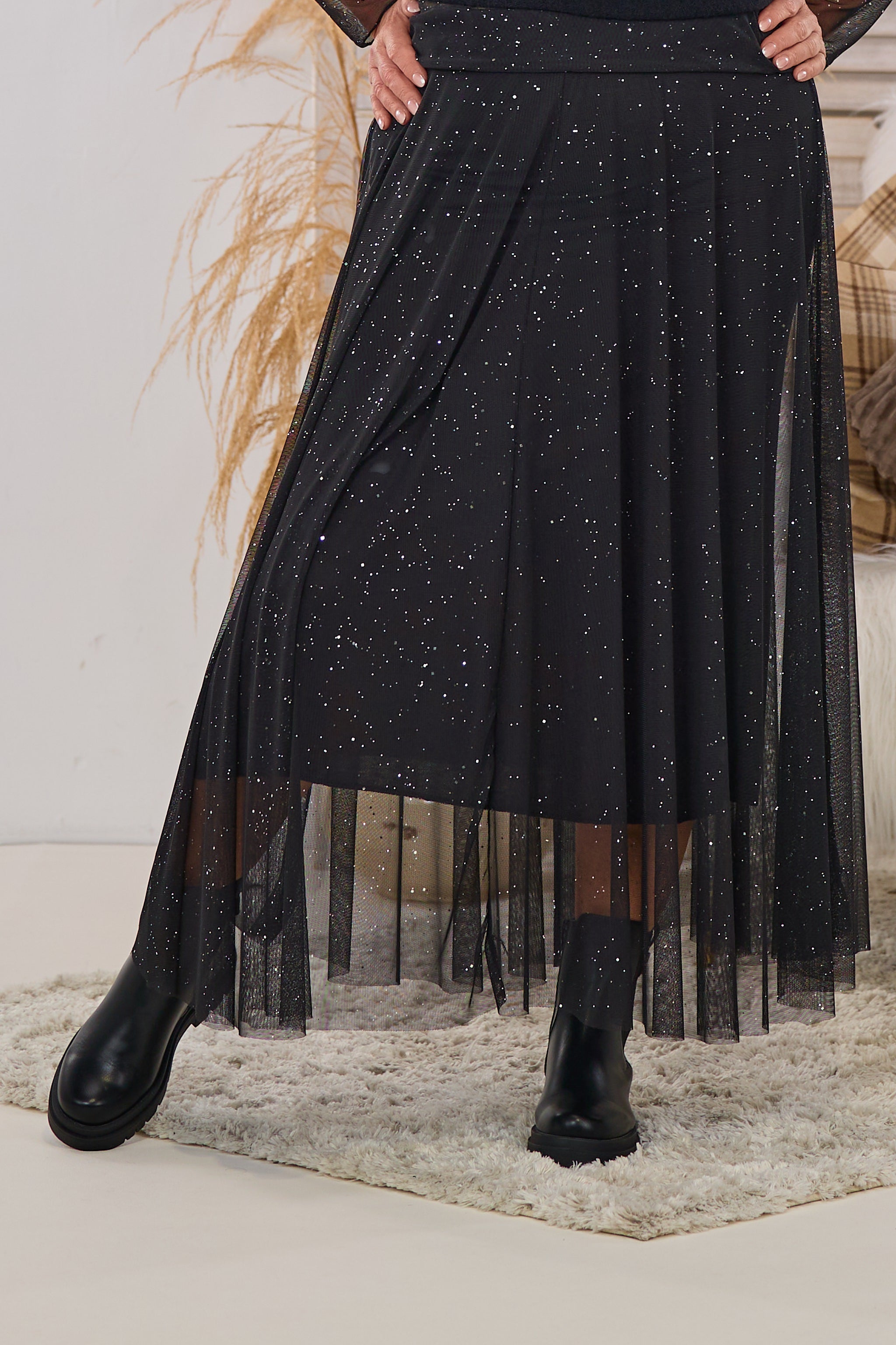 Langer Netz-Rock, schwarz-silber