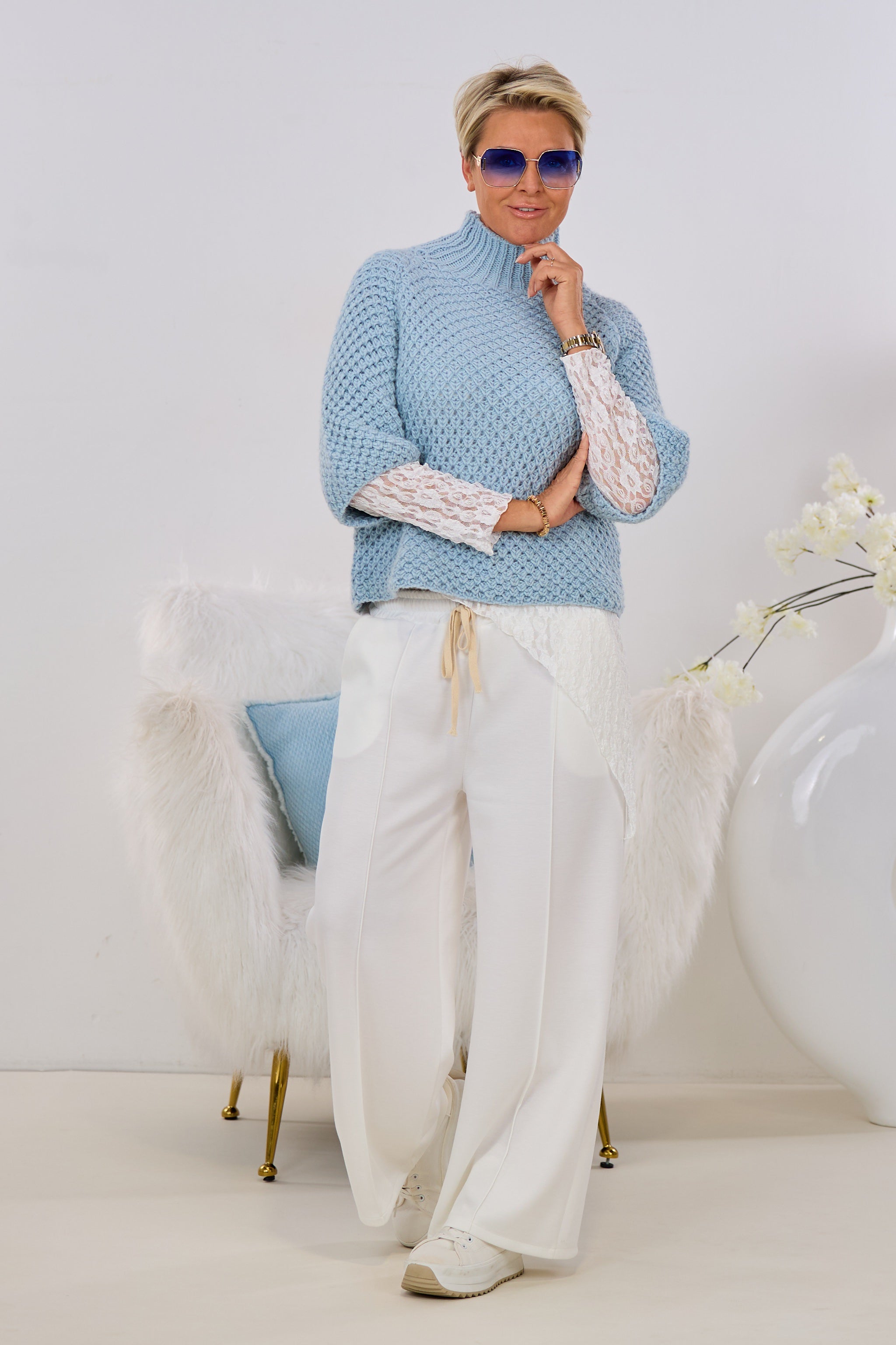 grobgestrickter Pullover mit Turtleneck, hellblau