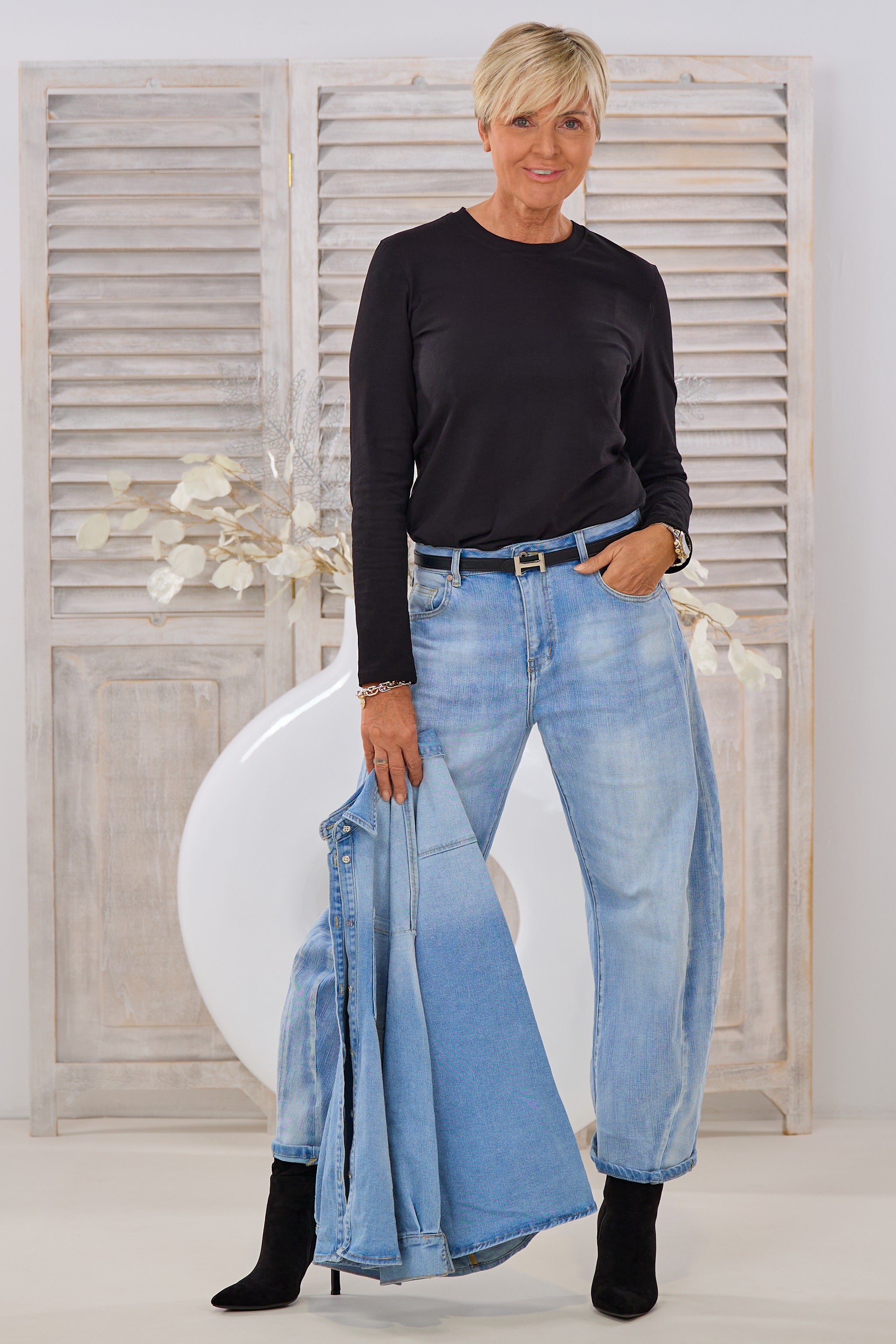 Basic Langarmshirt, schwarz