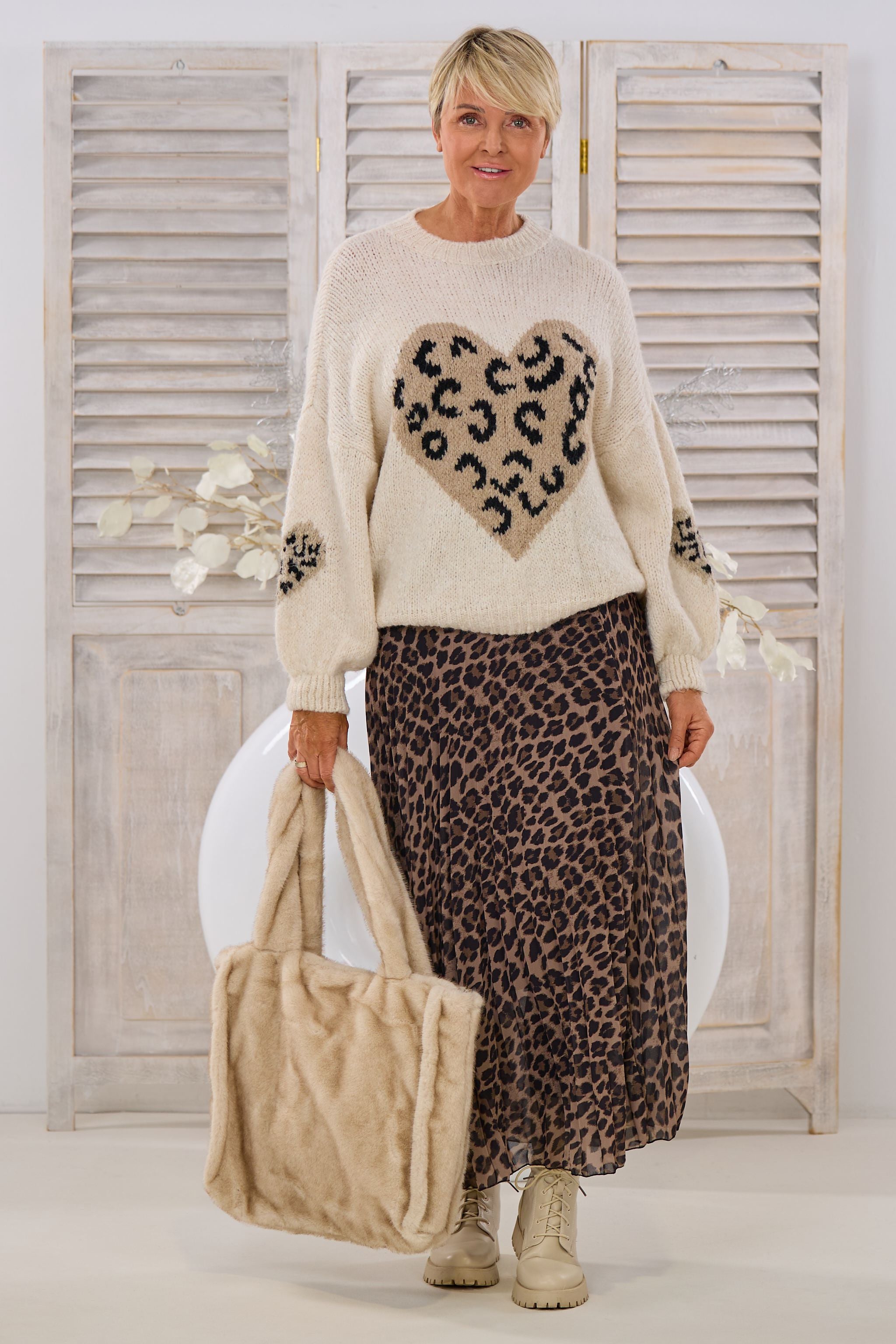 Plisseerock im Leo-Design, leo