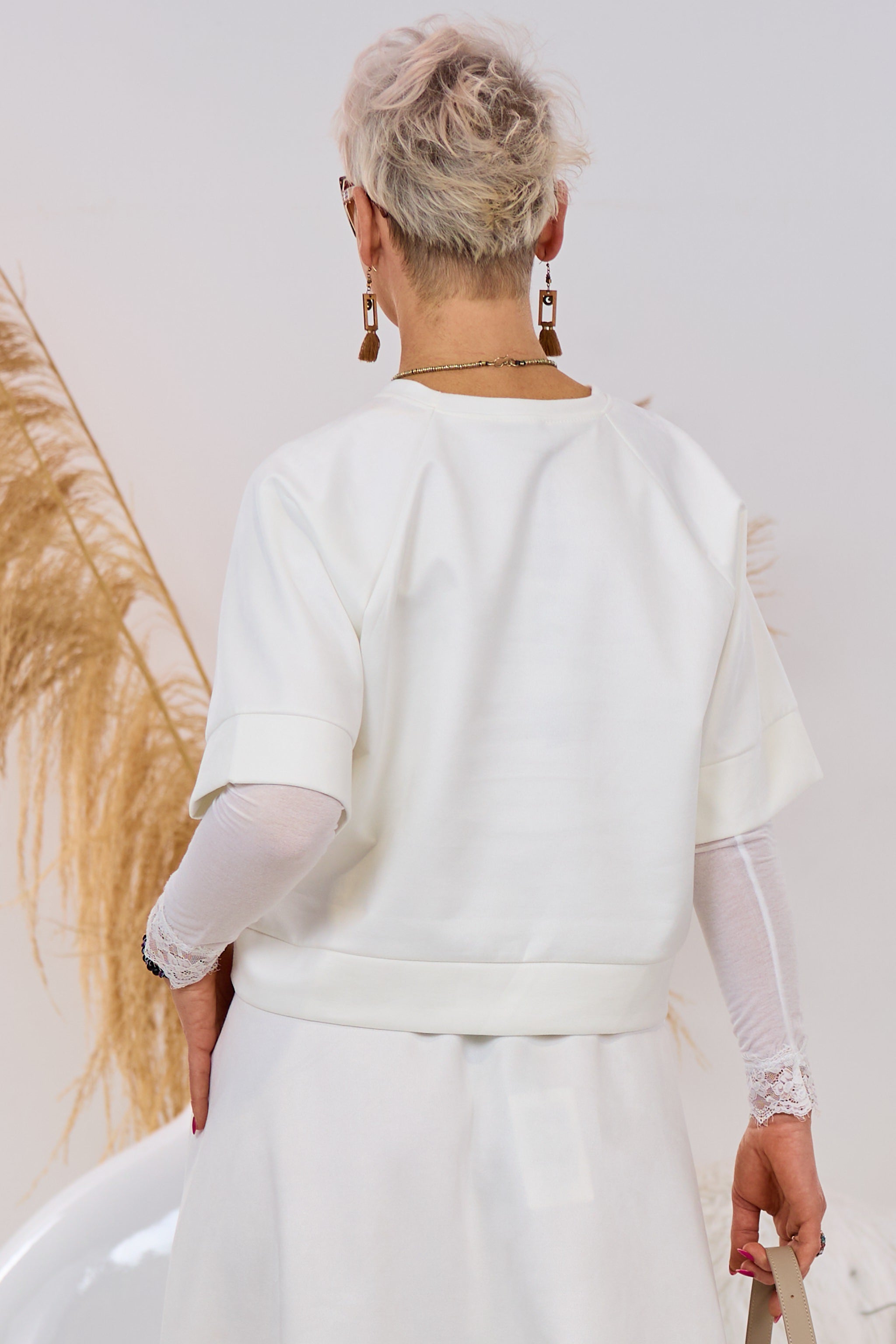 Shirt in Velour-Optik mit Raglanärmeln, ecru