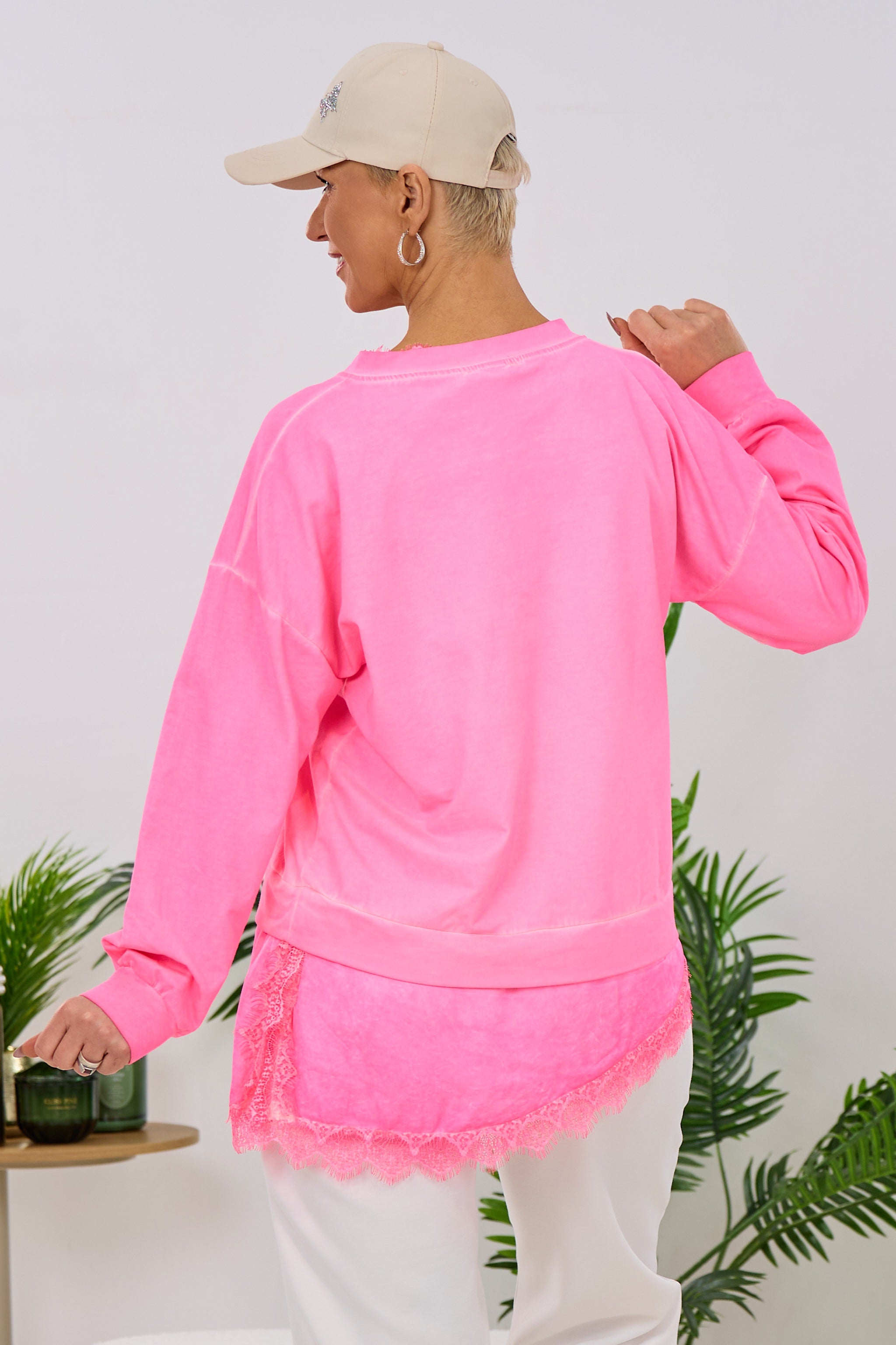 Sweaty love yourself, neon pink