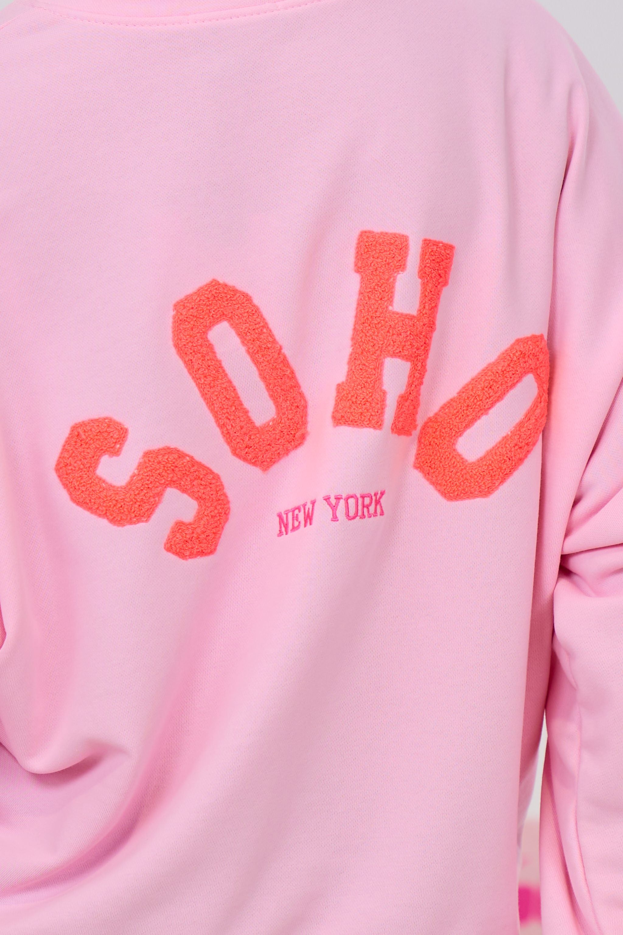Sweaty SOHO New York, rosa