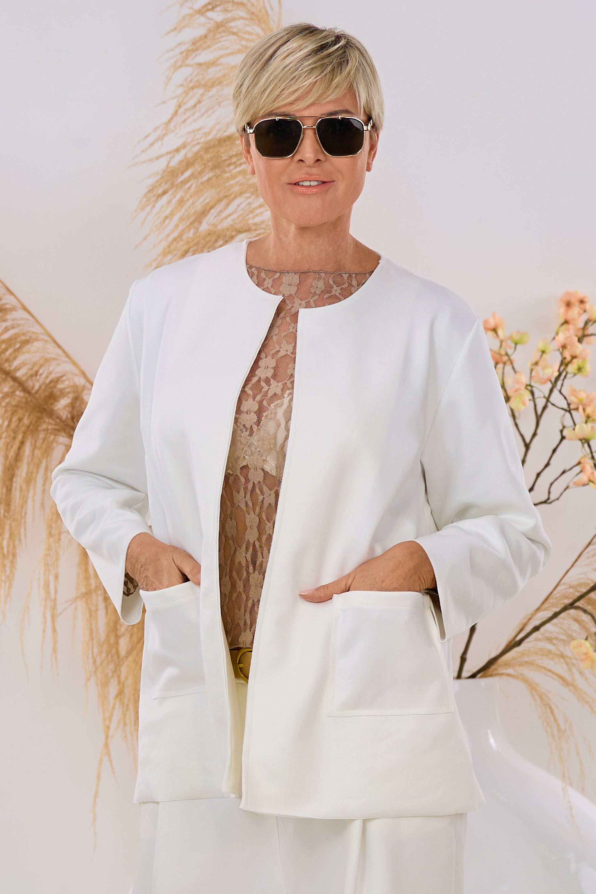 Blazer in Waschleder-Optik, ecru