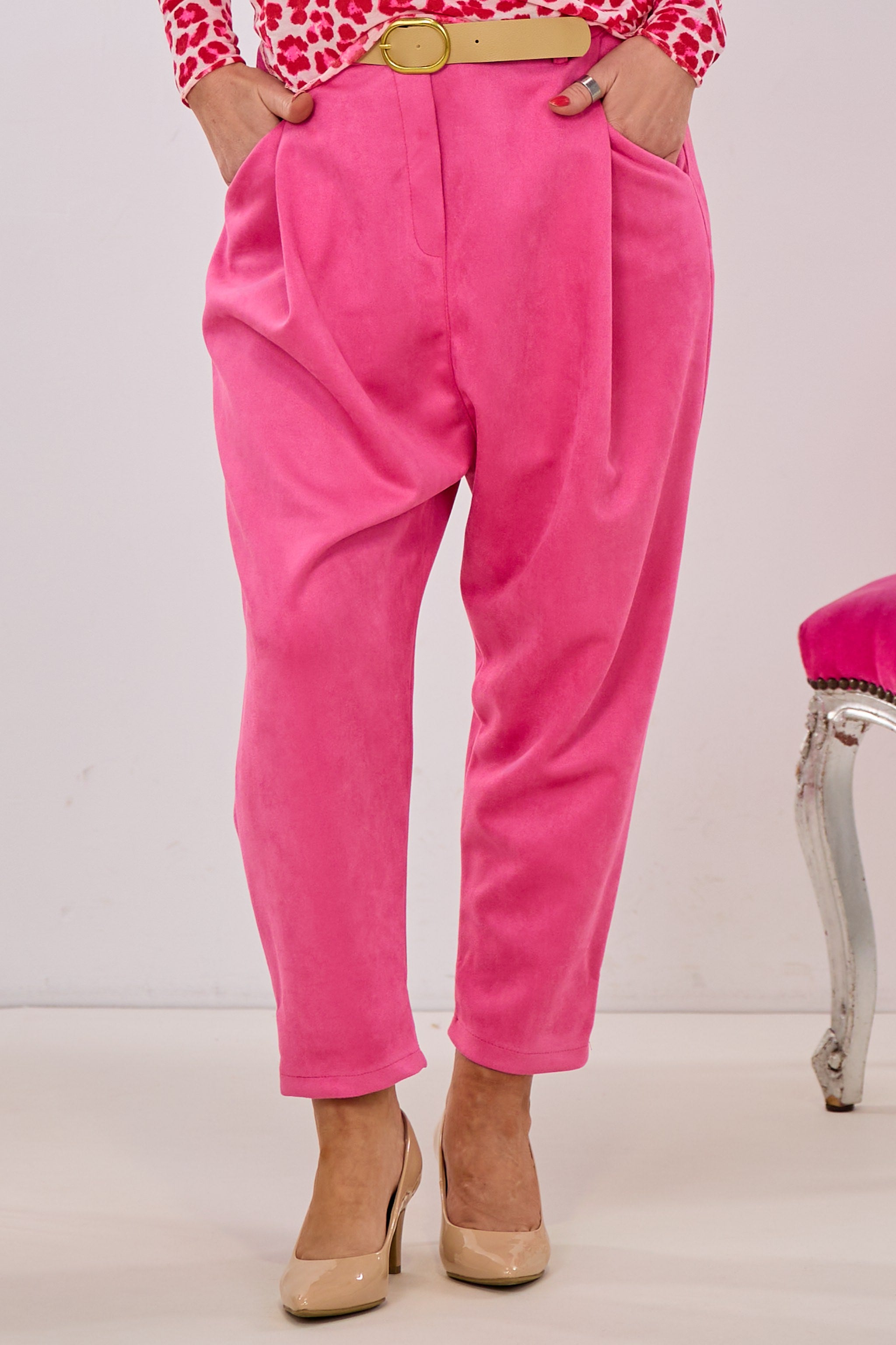 Elegante Baggy mit Gürtel, pink