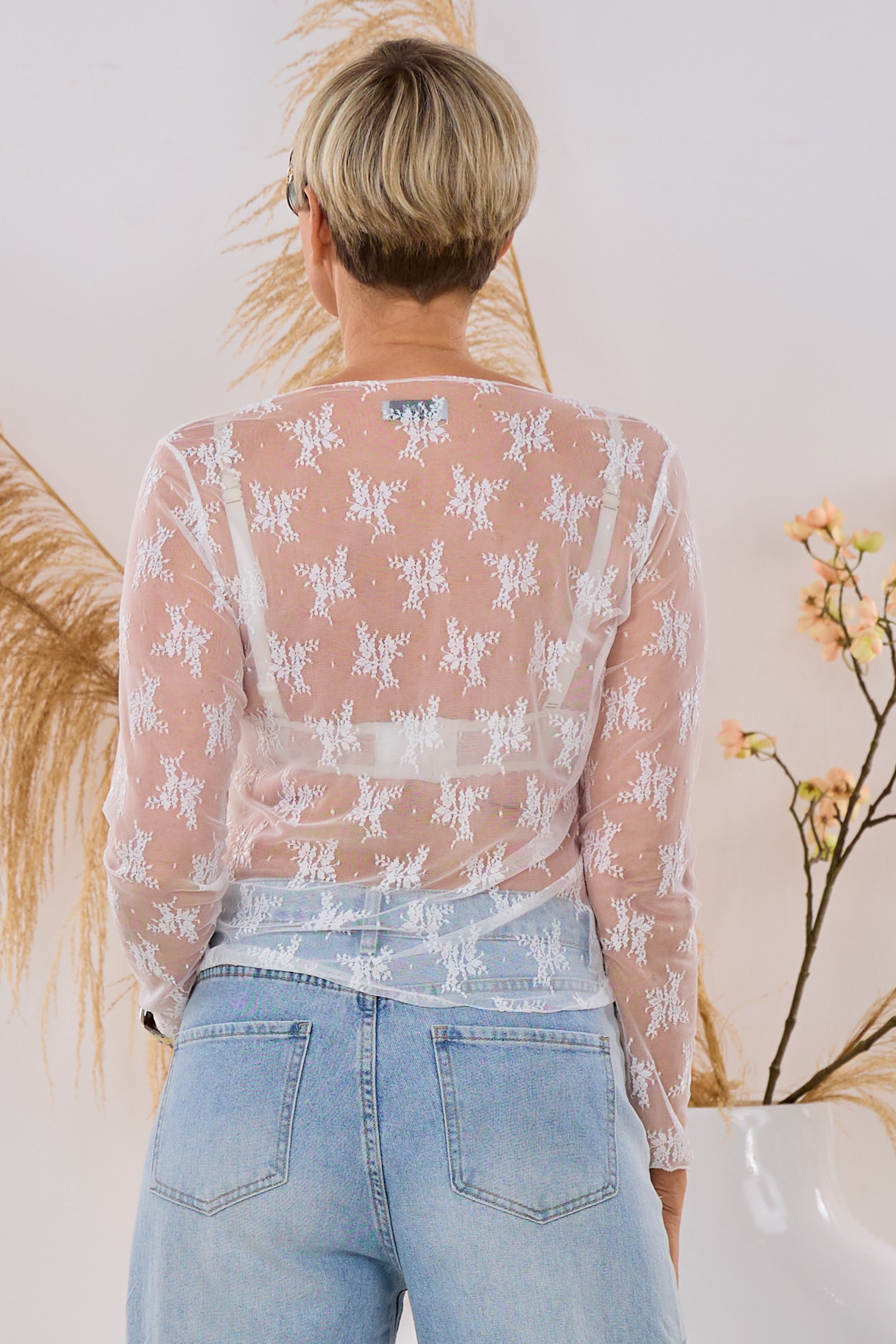 Feines Spitzen-Langarmshirt, weiß