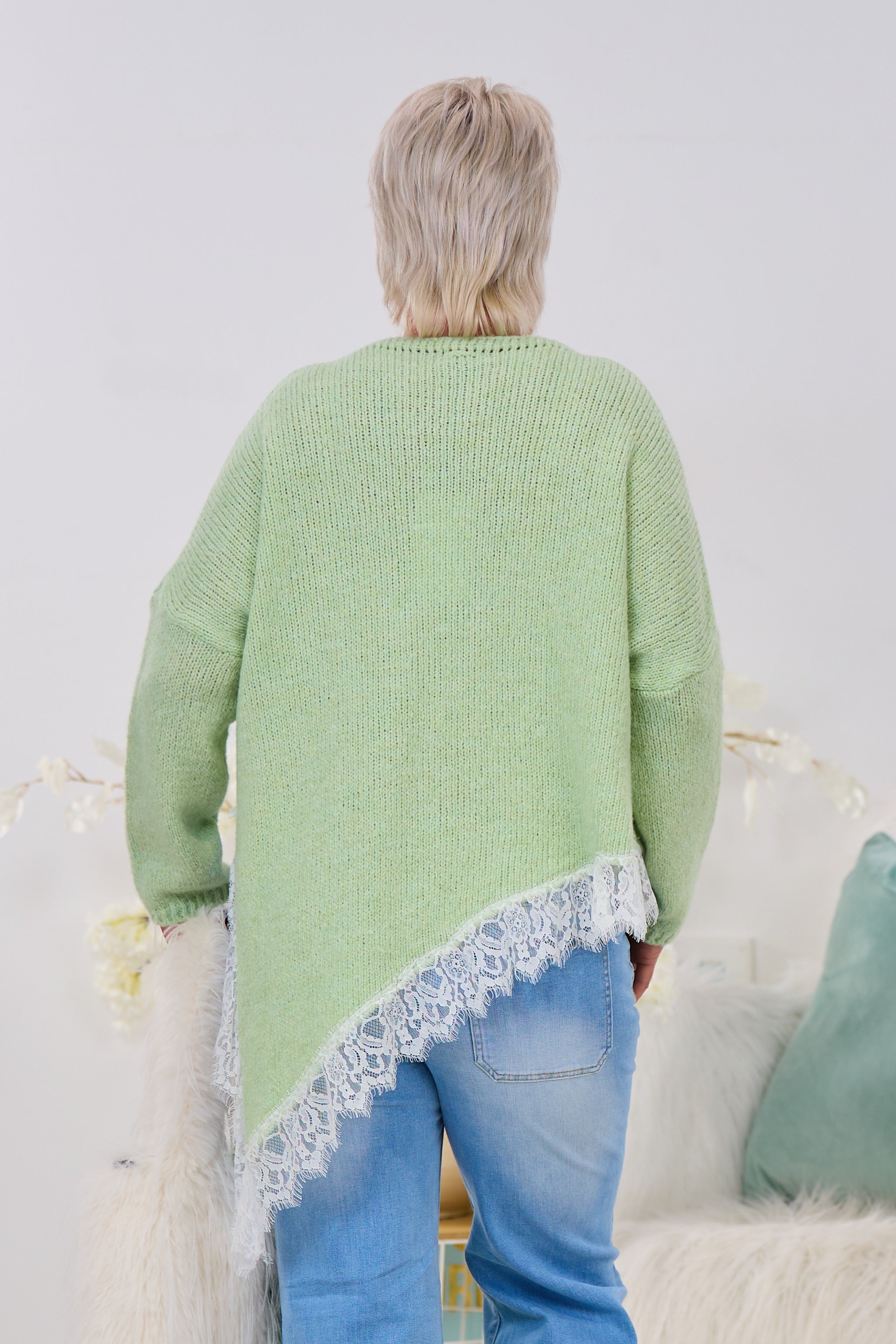 Asymmetrischer Strickpulli mit Spitze, lindgrün
