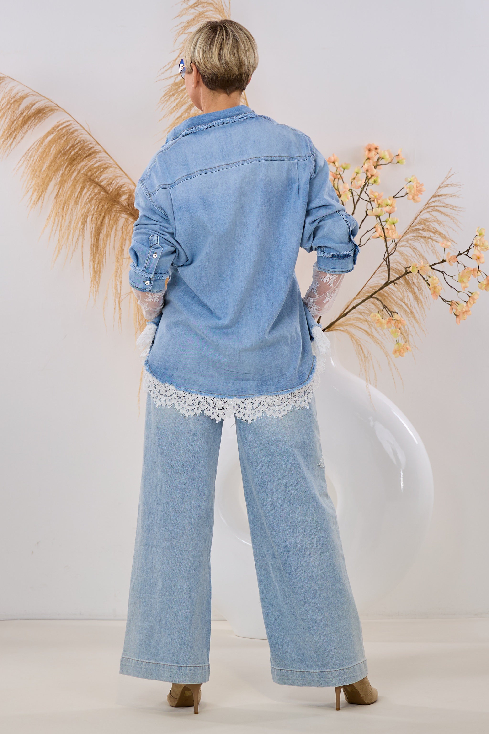 Oversized Jeanshemd mit Spitze, hell denim