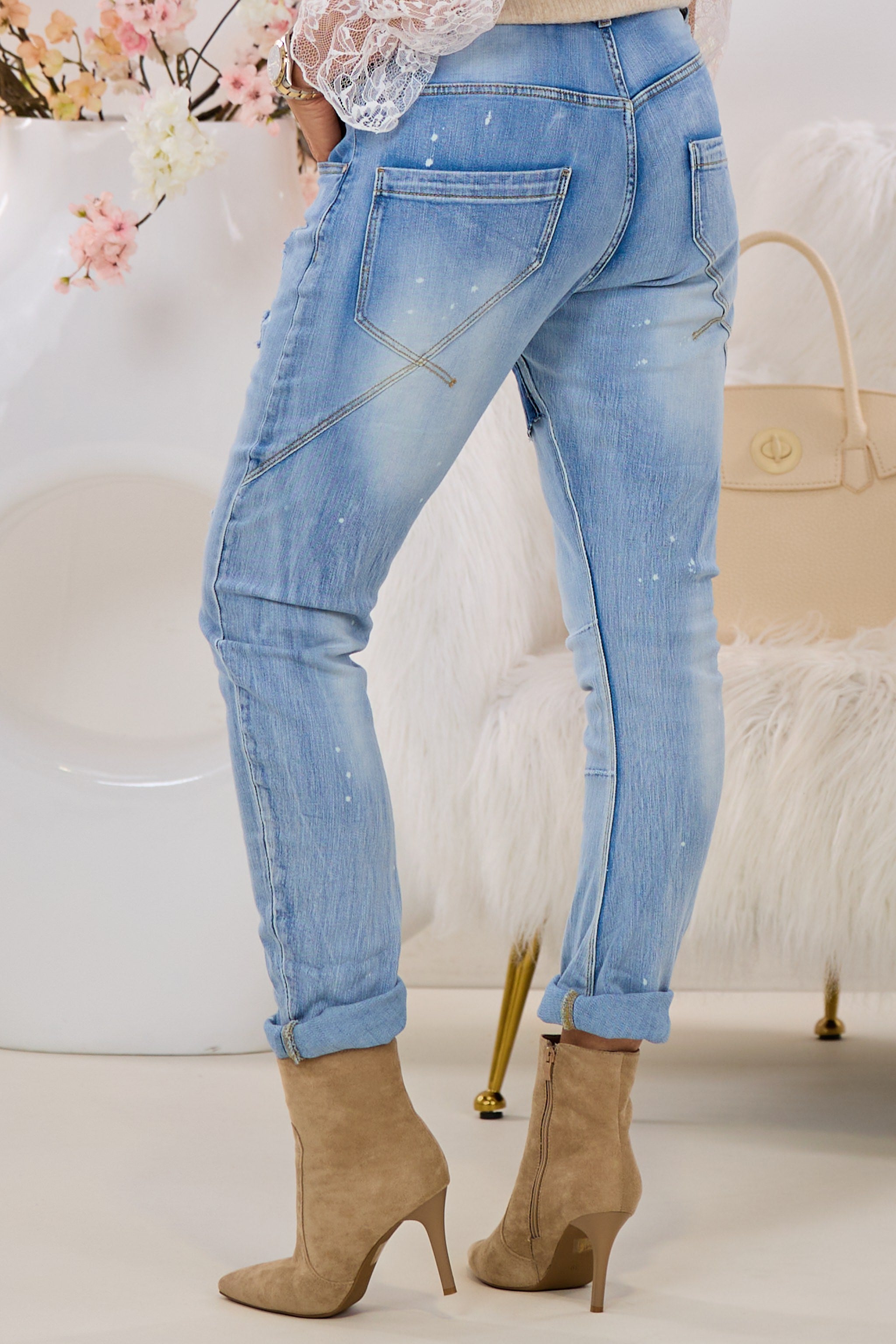 Jeans mit großen Jeans-Patches, hell denim