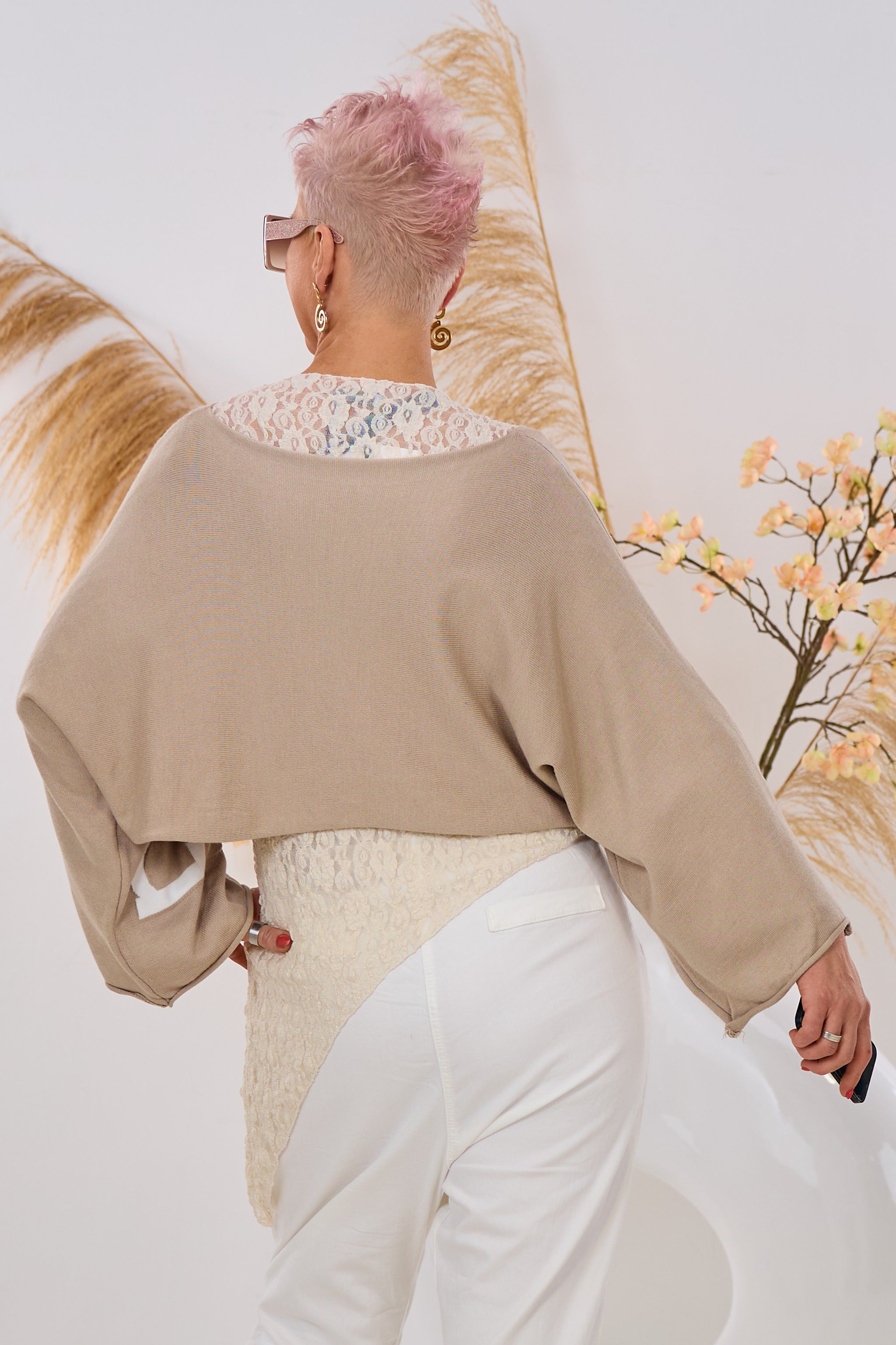 Weiter Cropped Pulli SOMETHING, beige