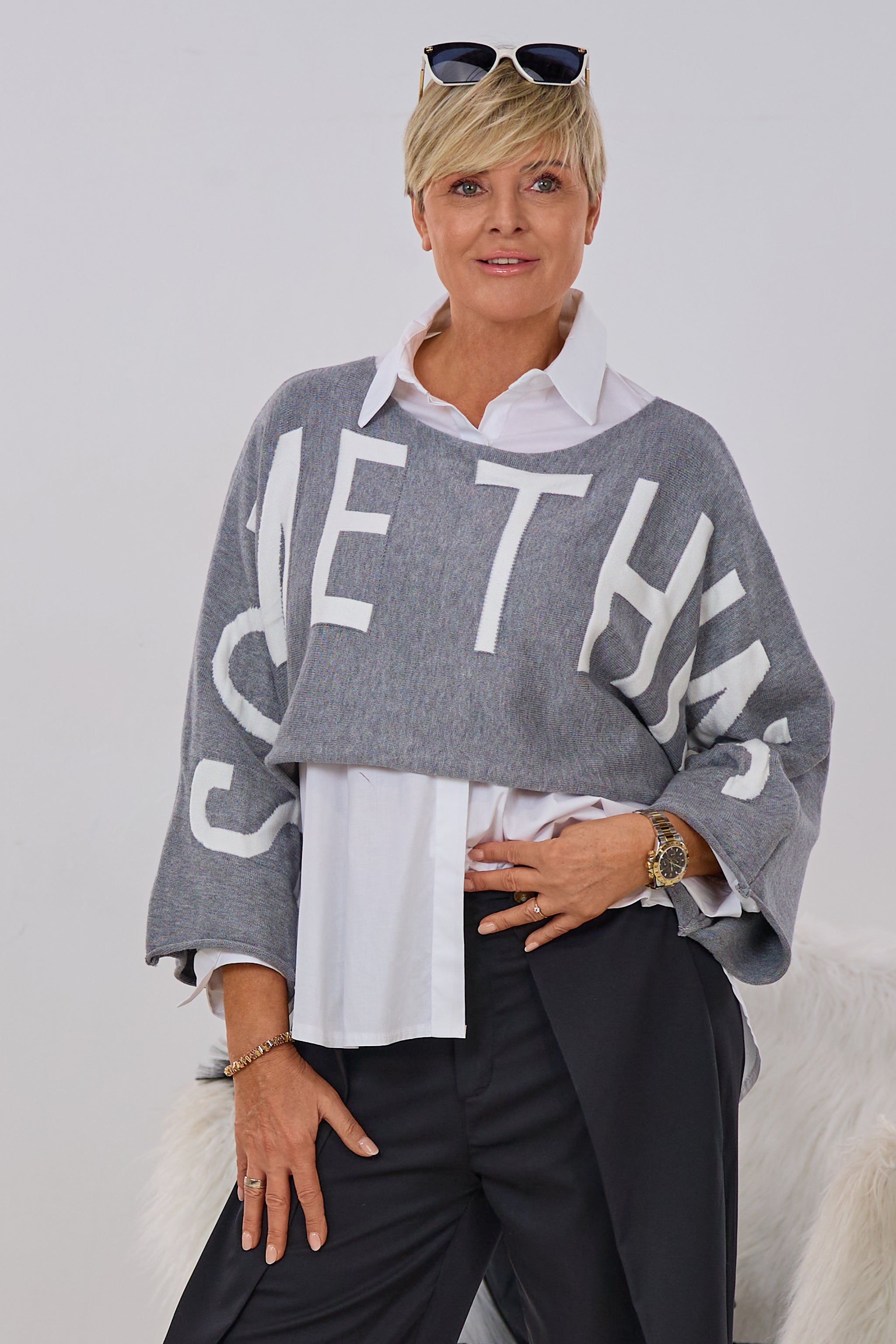 Weiter Cropped Pulli SOMETHING, grau