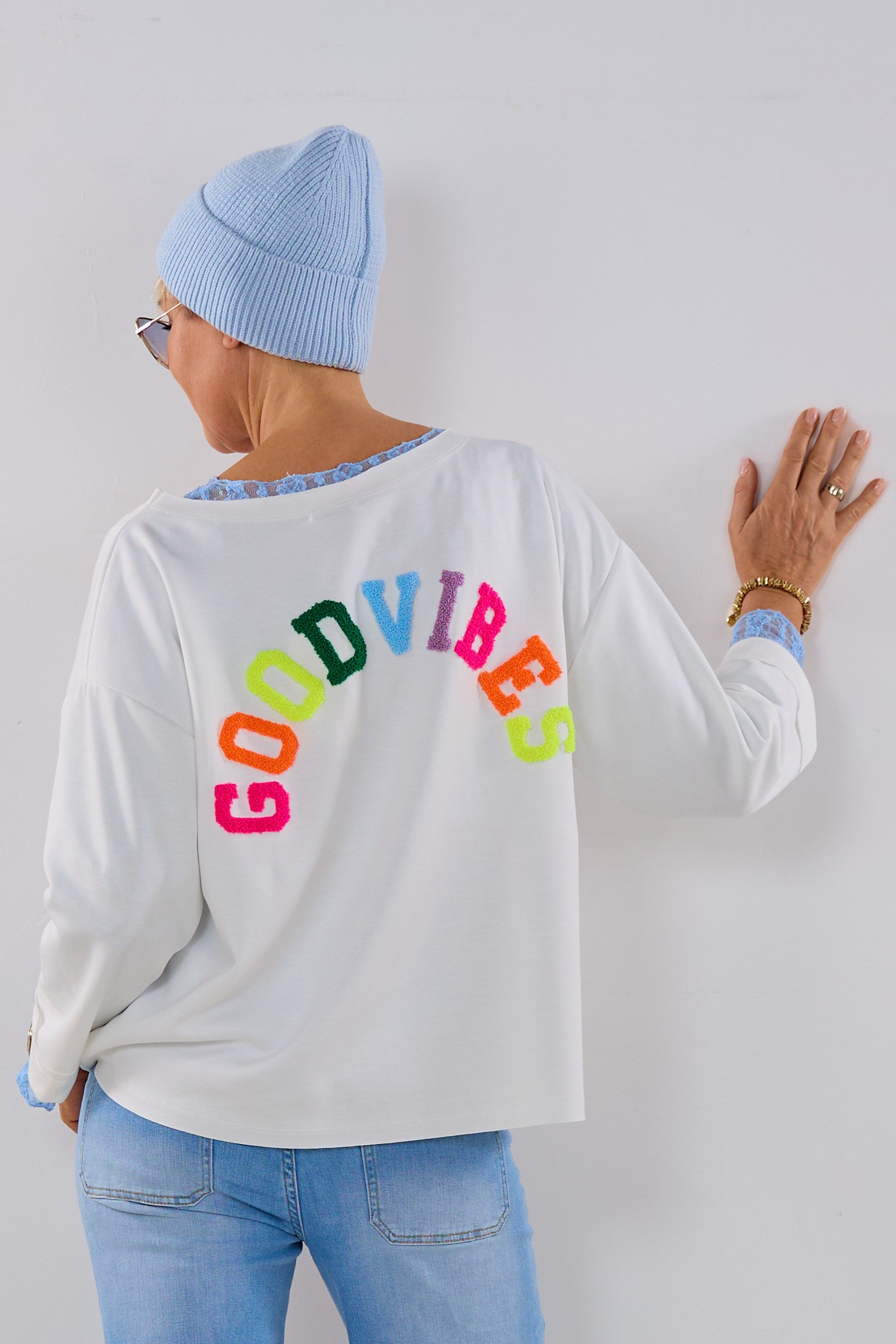 Cozy-Shirt mit GOODVIBES-Flock, ecru