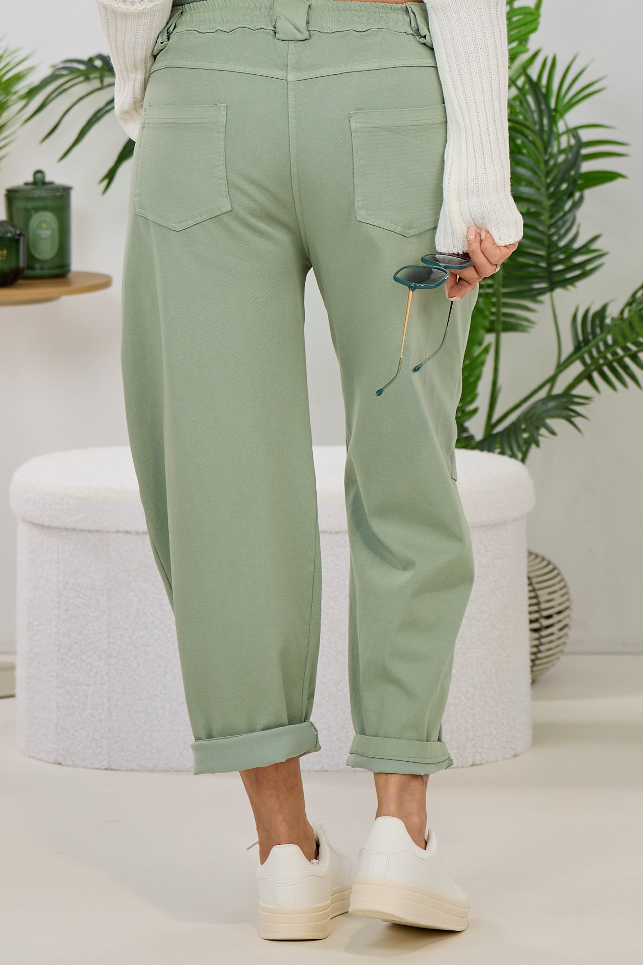 Uni Hose mit aufgesetzten Taschen, khaki