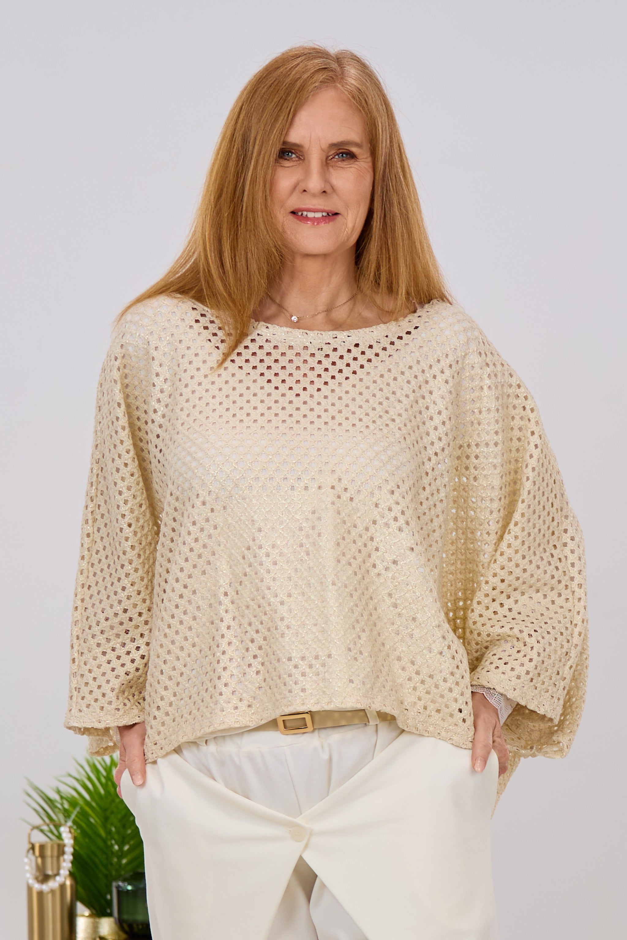 Lochstrick Pulli mit Fledermausärmeln, creme glänzend