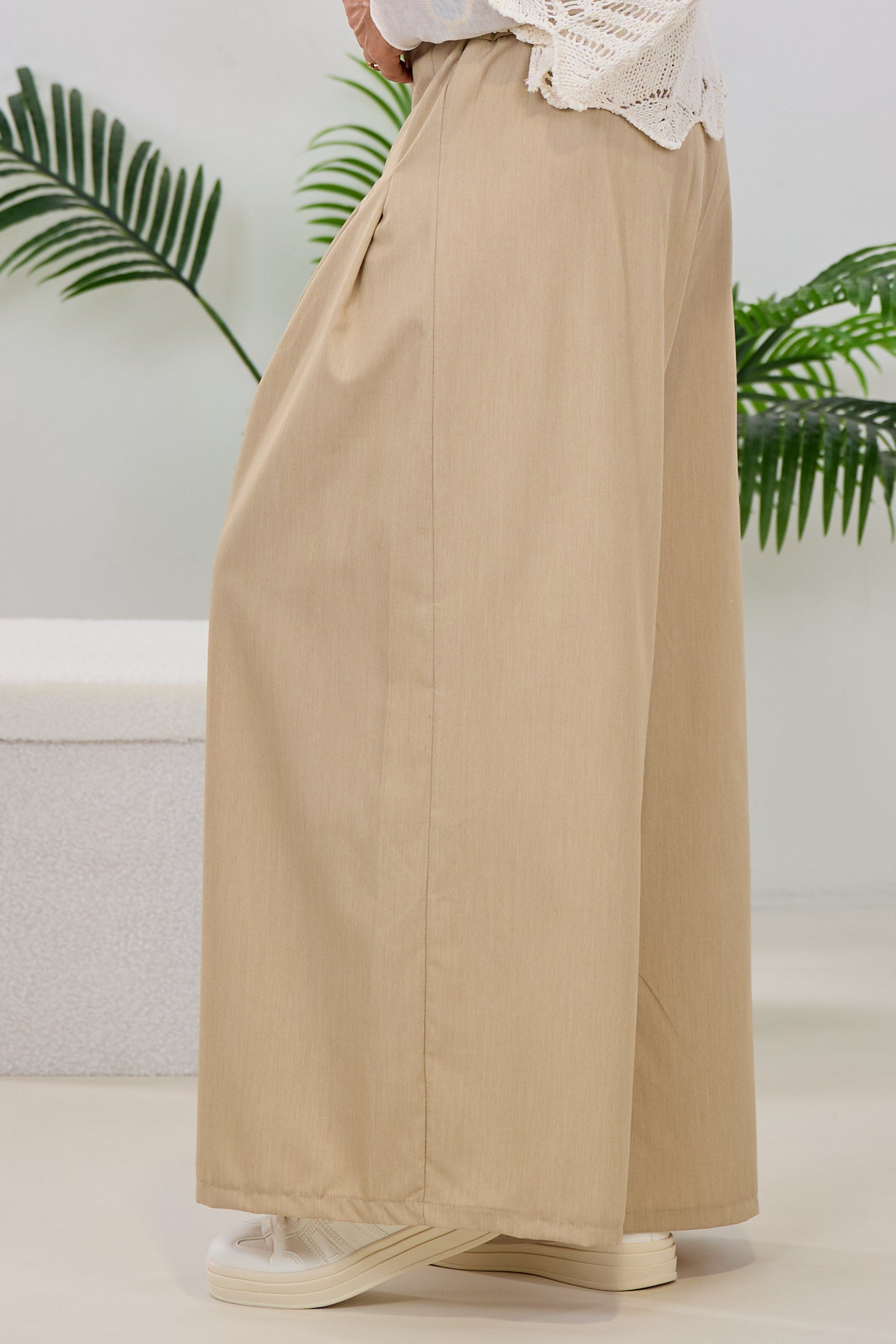 Hosenrock mit gesteppten Falten, beige