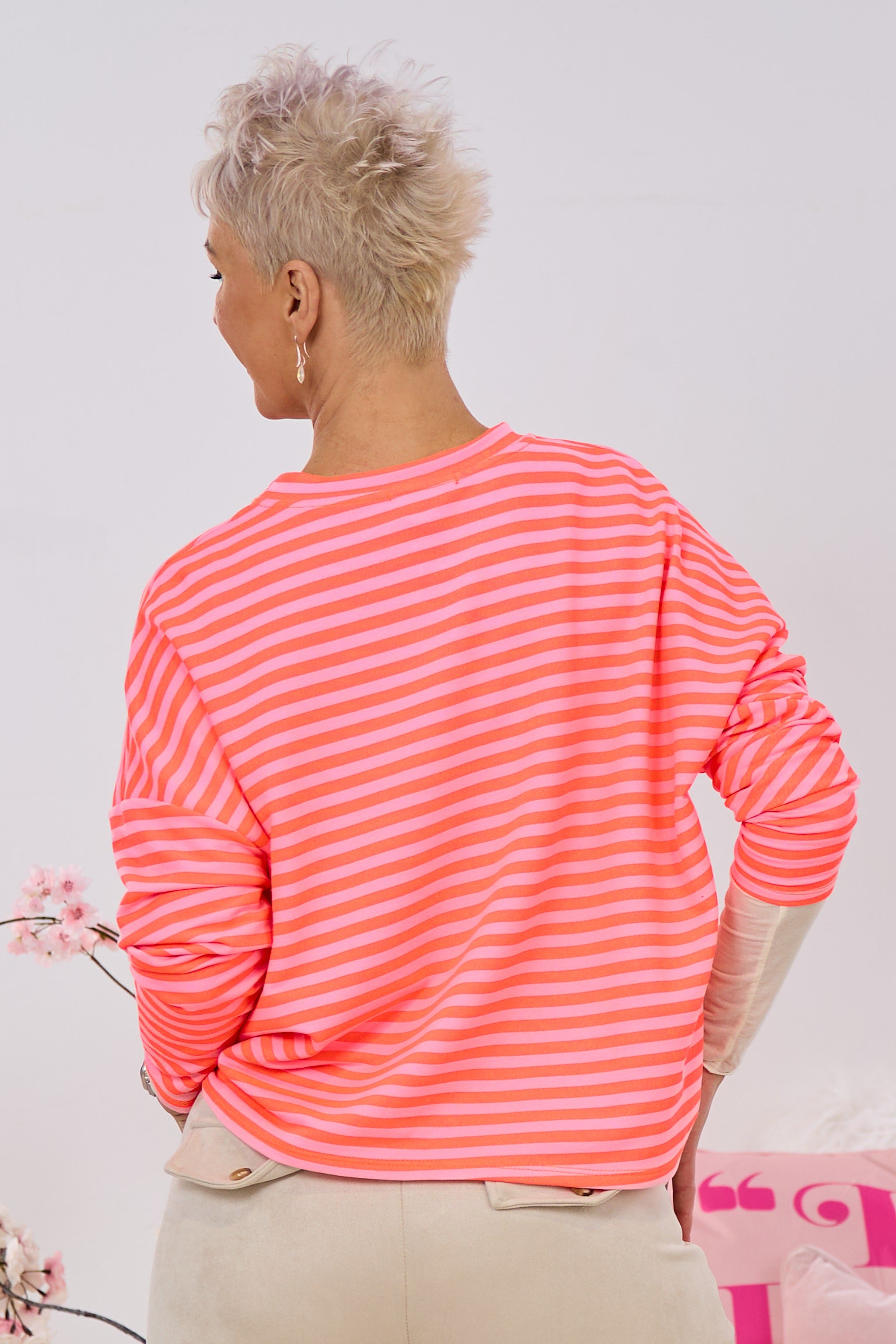 Schmal geringeltes Shirt, orange-rosa