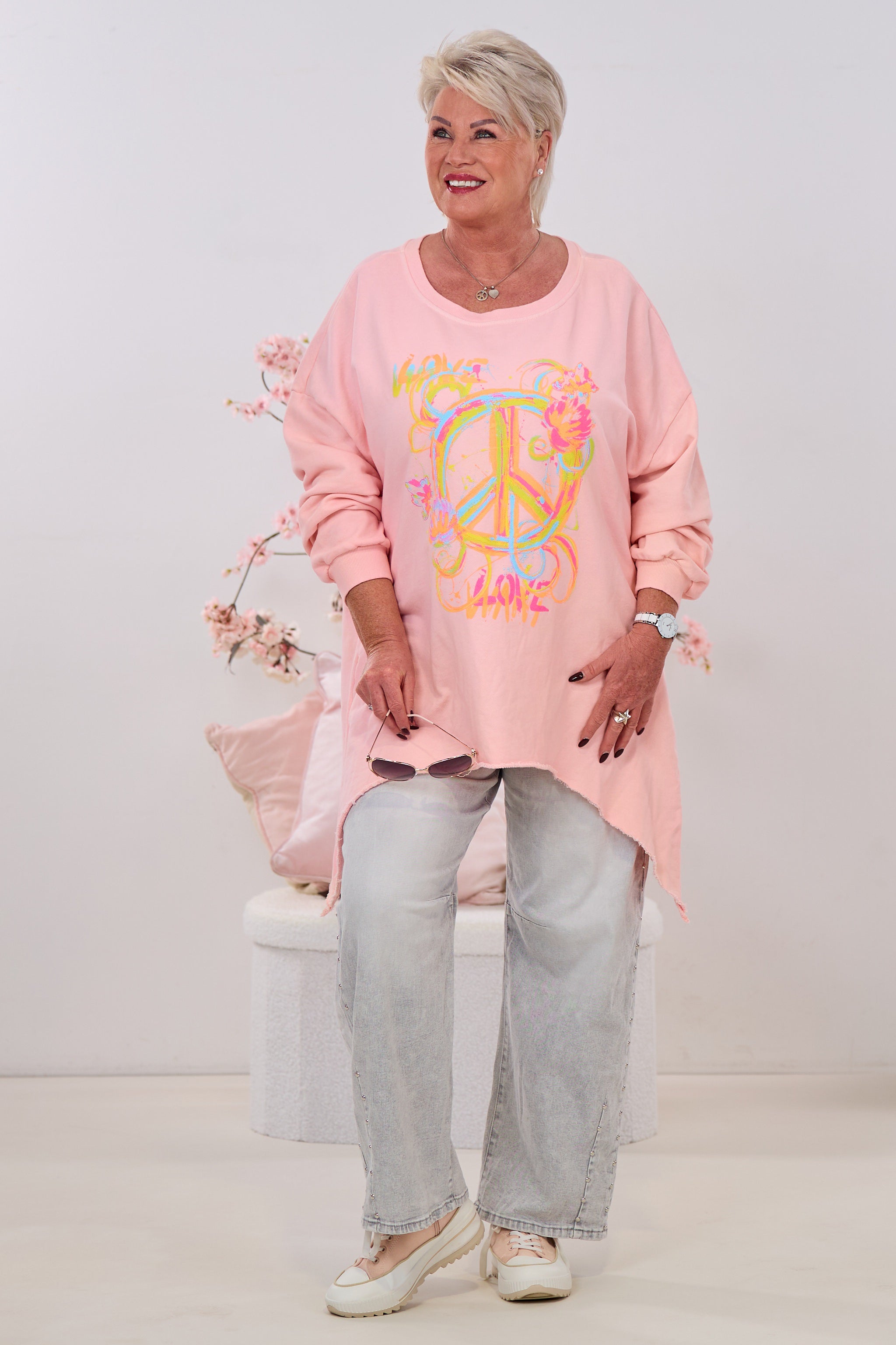 Sweaty mit PEACE &LOVE Print, rosa-bunt