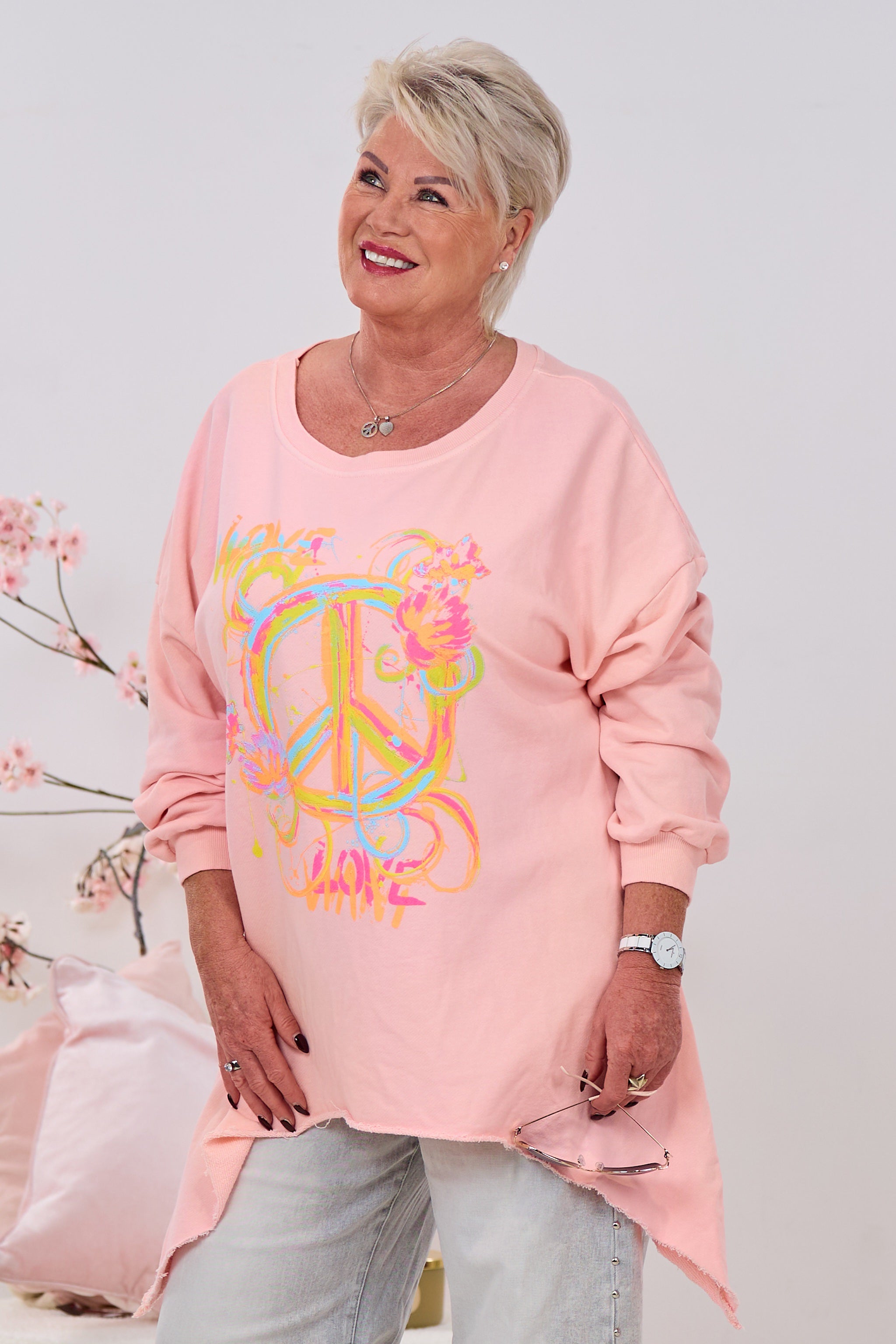 Sweaty mit PEACE & LOVE Print, rosa-bunt
