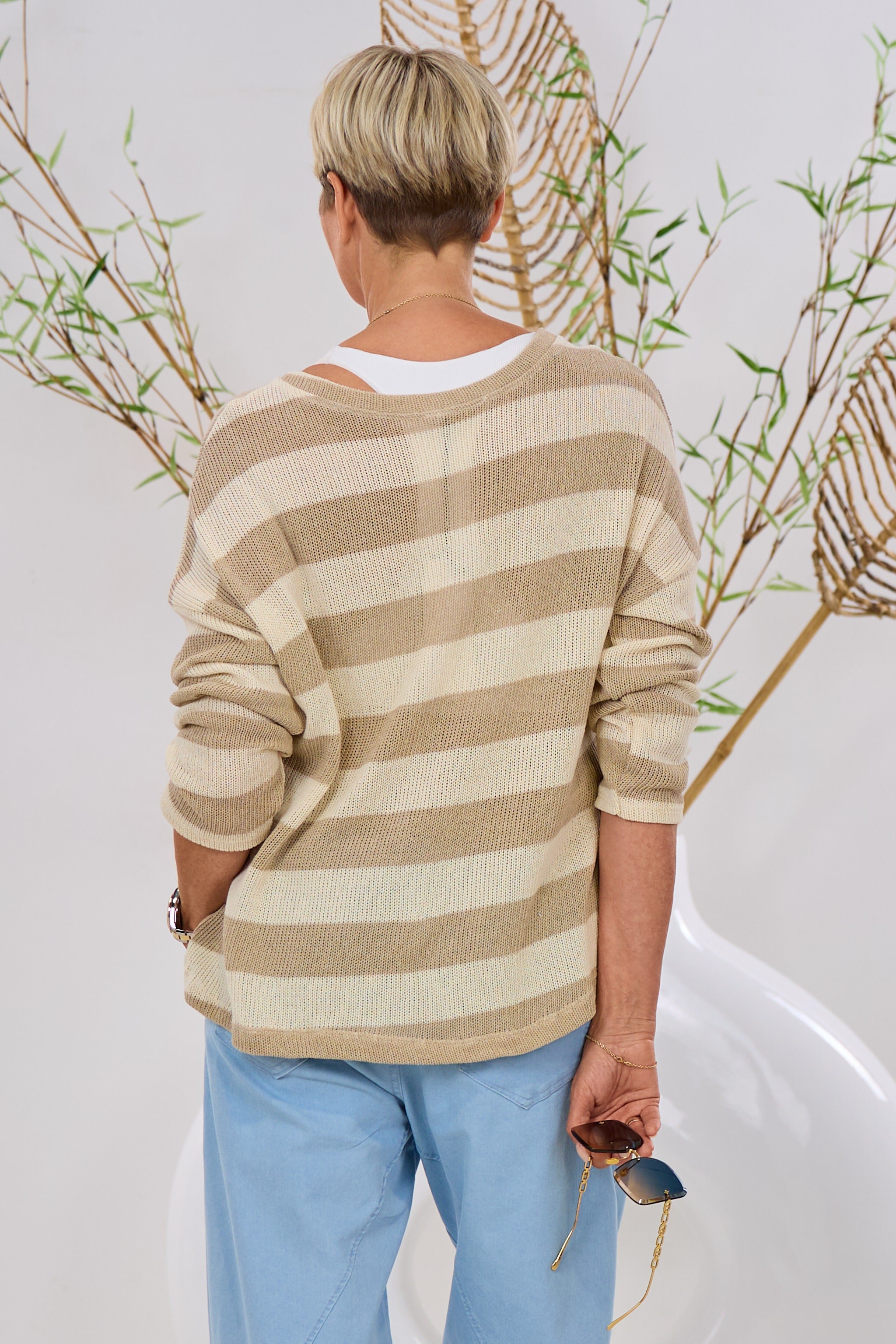 Strickpulli mit breiten Streifen, taupe-beige