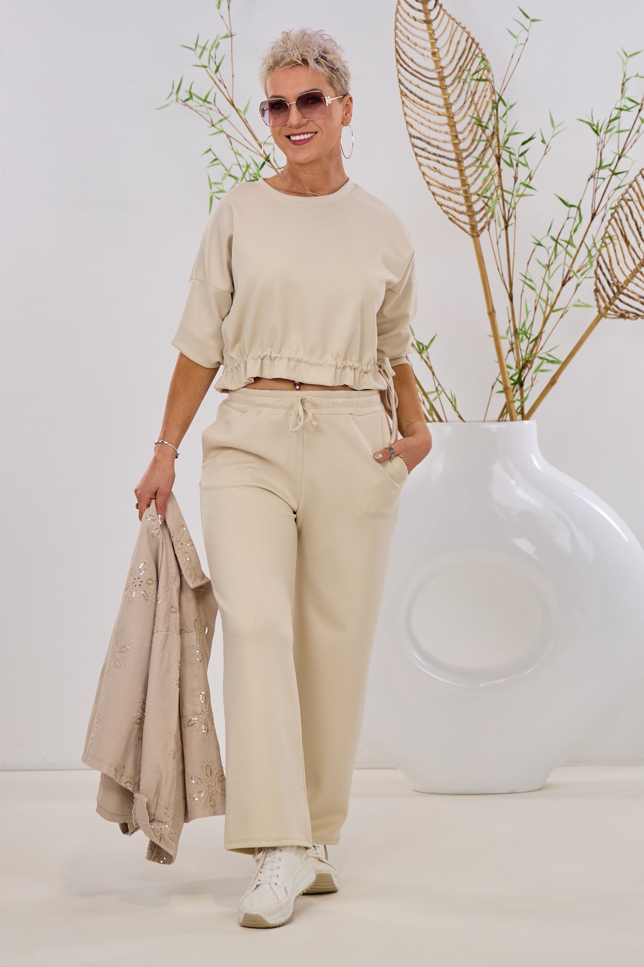 Cozy Sweaty mit Glitzer, beige