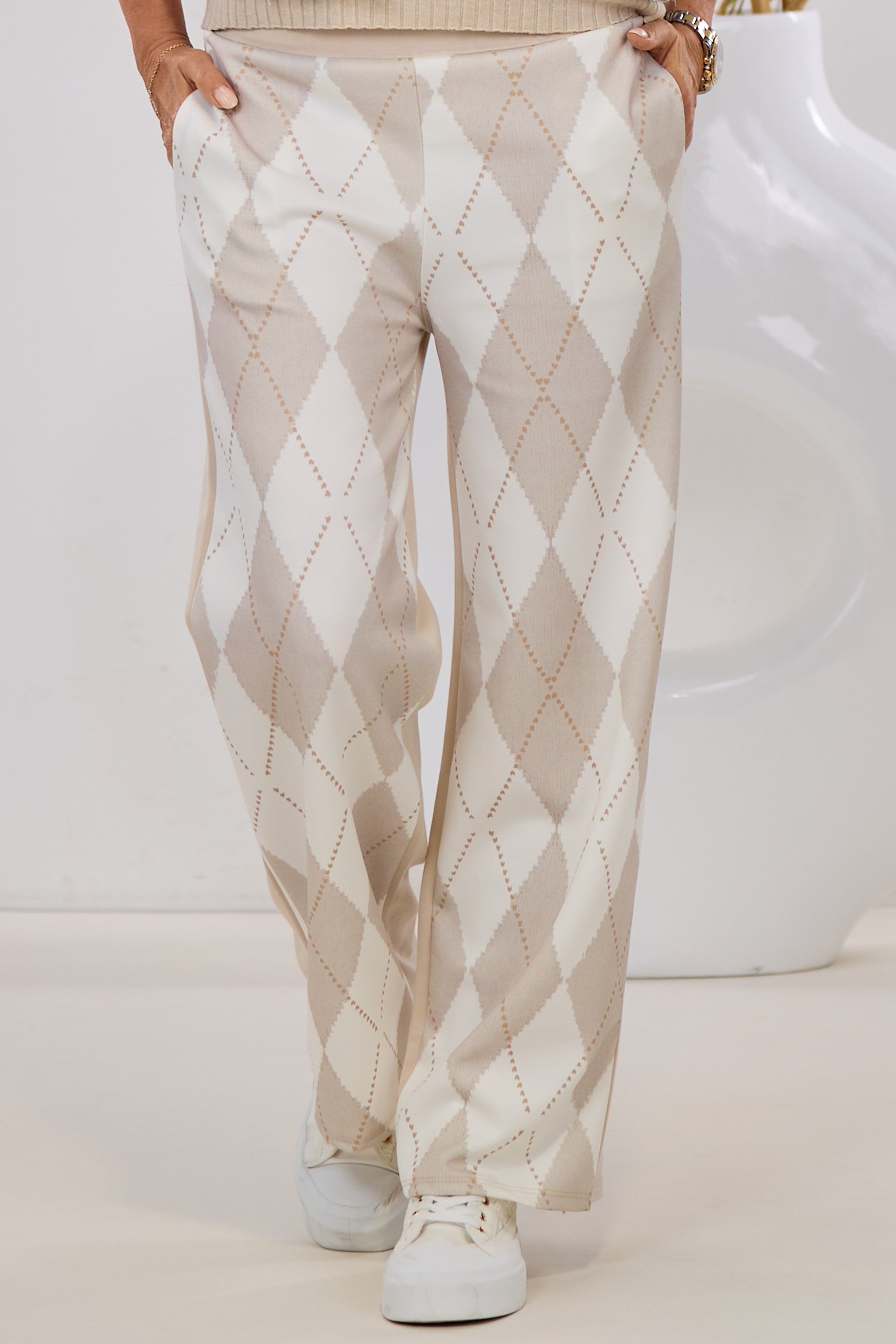 Cozy Hose mit Rautenmuster, beige-ecru