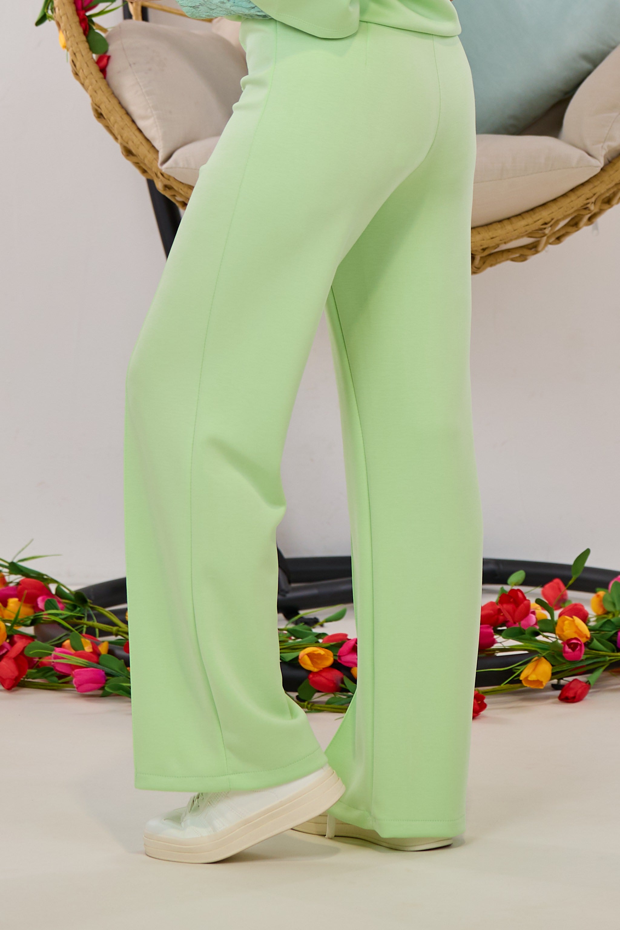 Cozy Hose mit Biese, lindgrün