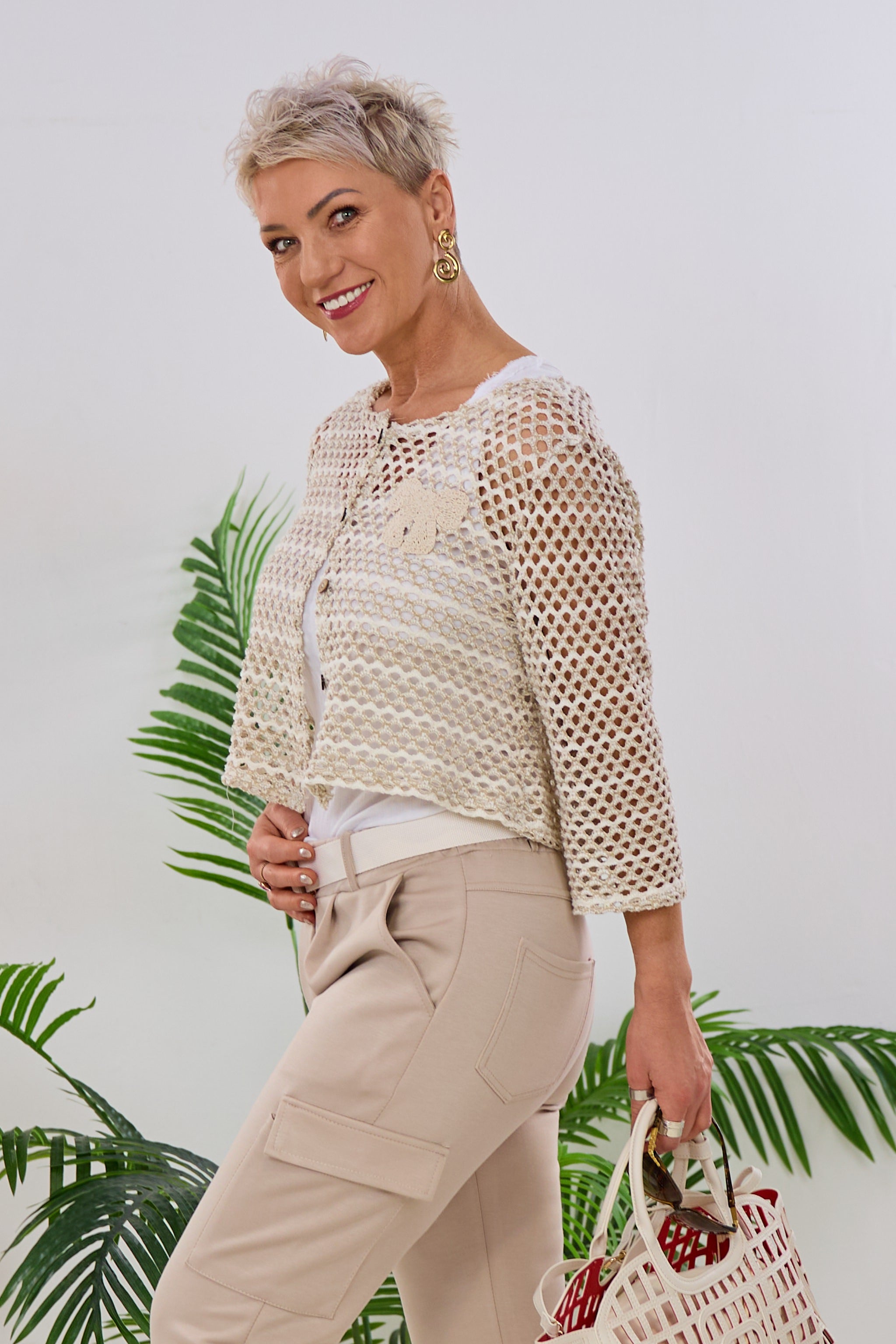 Lochstrick Jacke mit kleiner Schleife, beige-ecru