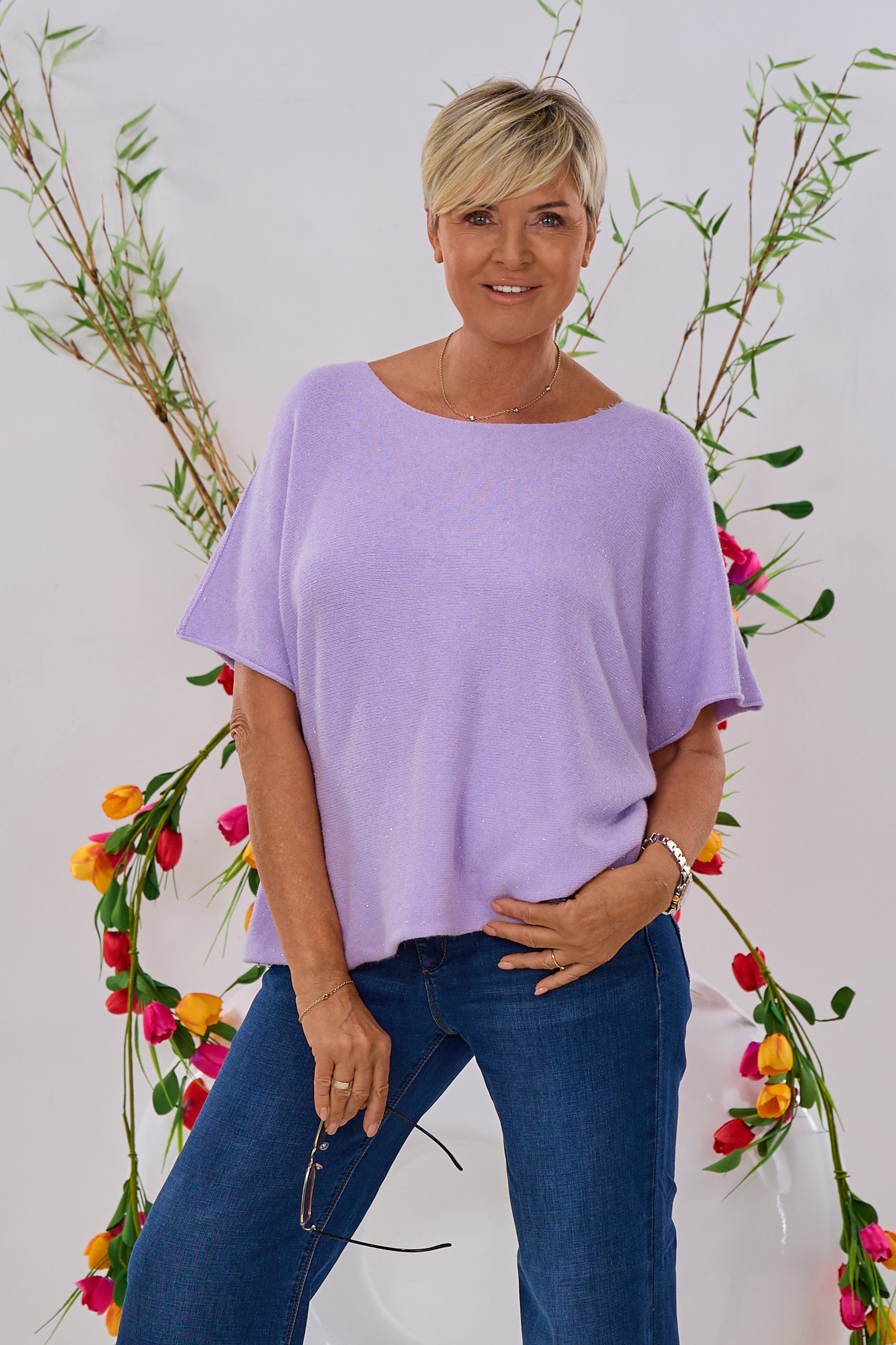 quergestrickter Pulli mit Silberfaden, flieder