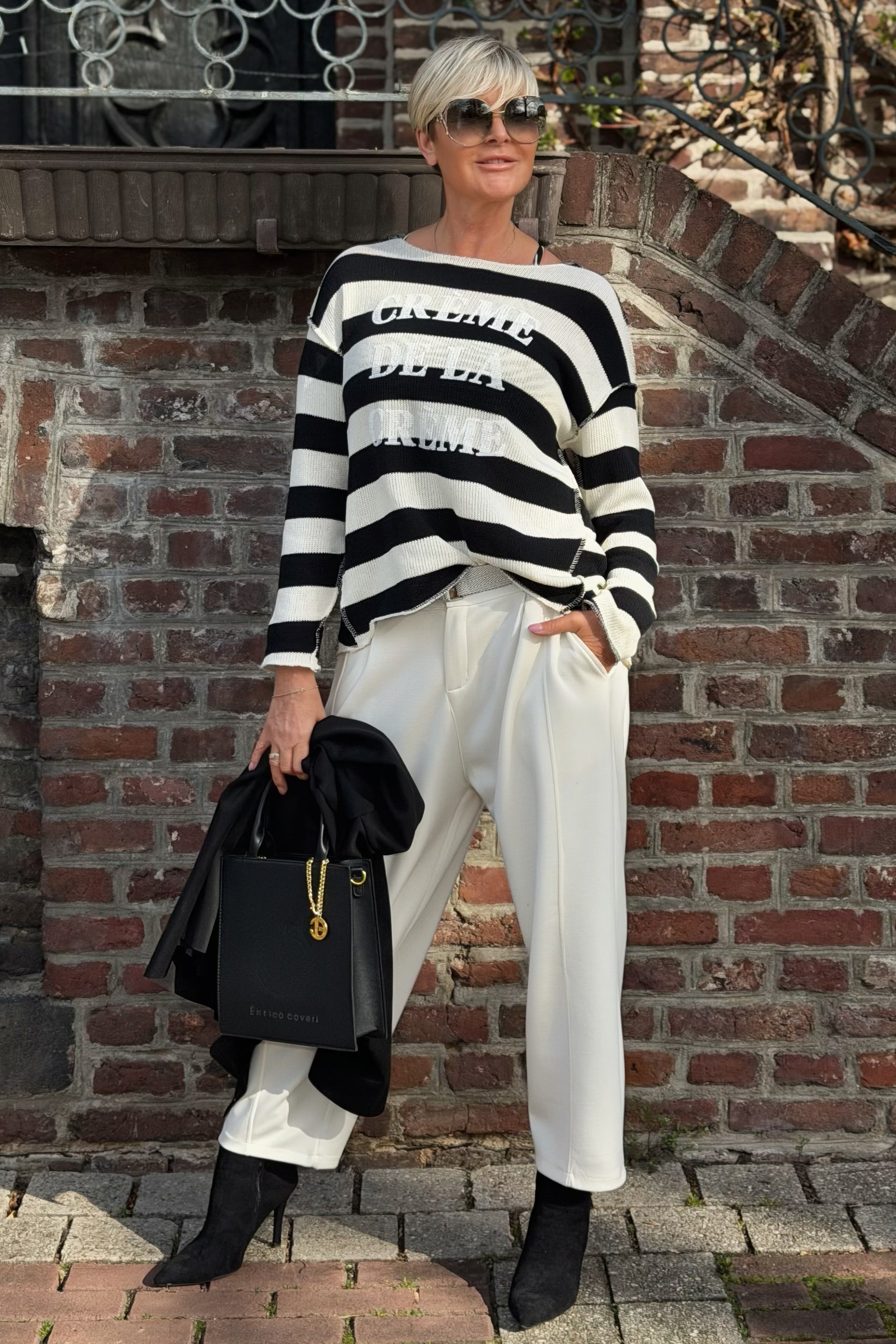 Strickpulli mit breiten Streifen, schwarz-creme