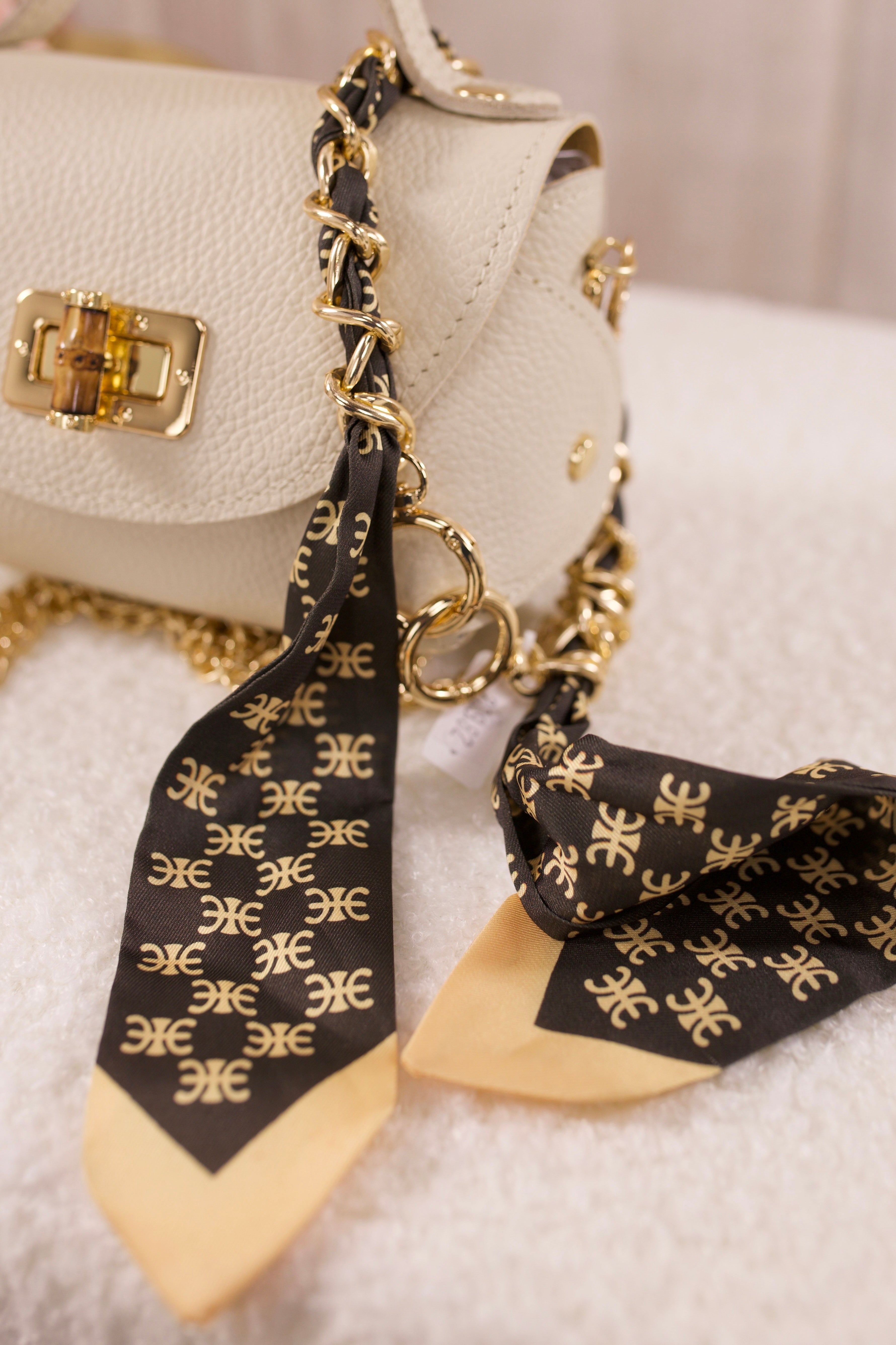 Handy-/Taschenanhänger, braun-gold