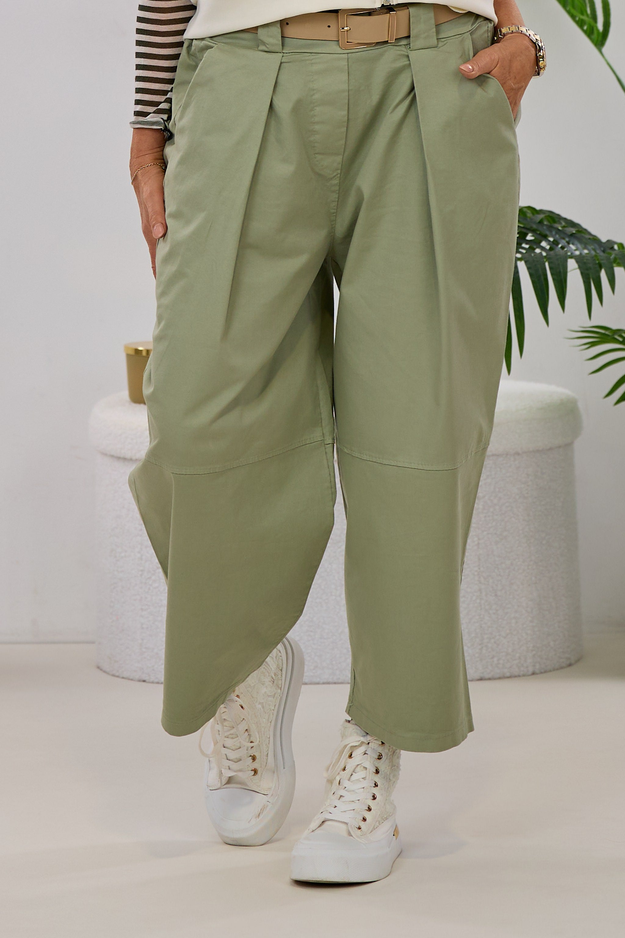 7/8 Jeans im Balloon-Style, khaki