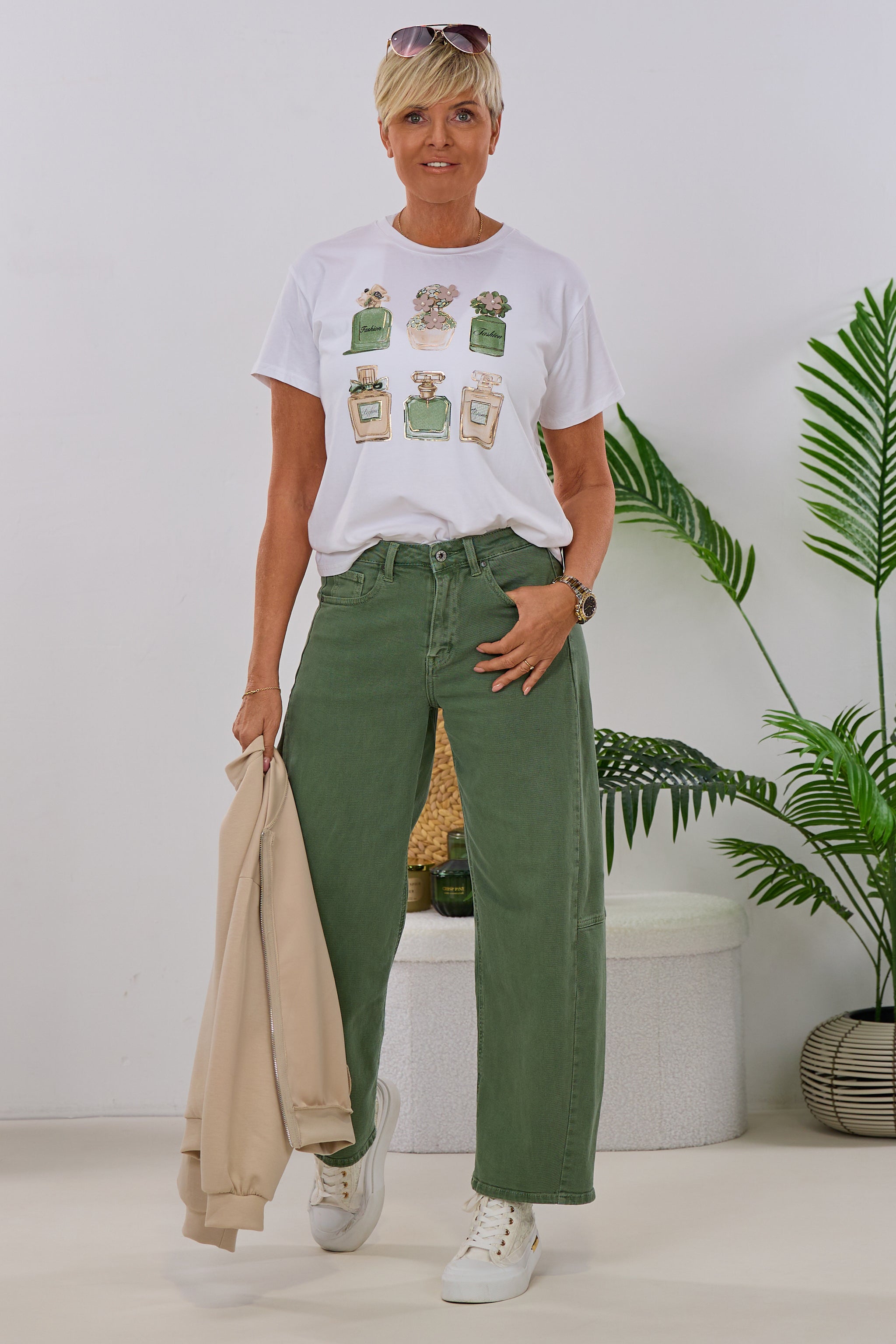 T-Shirt mit Flakons, weiß-khaki