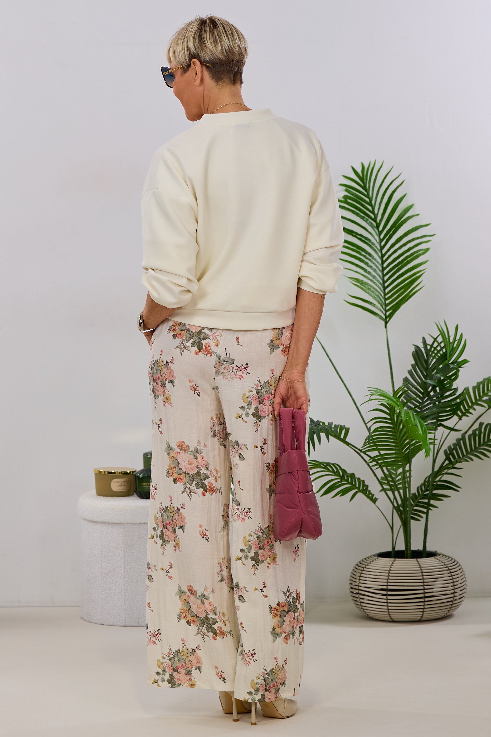 Geblümte Hose, creme-rosa-grün