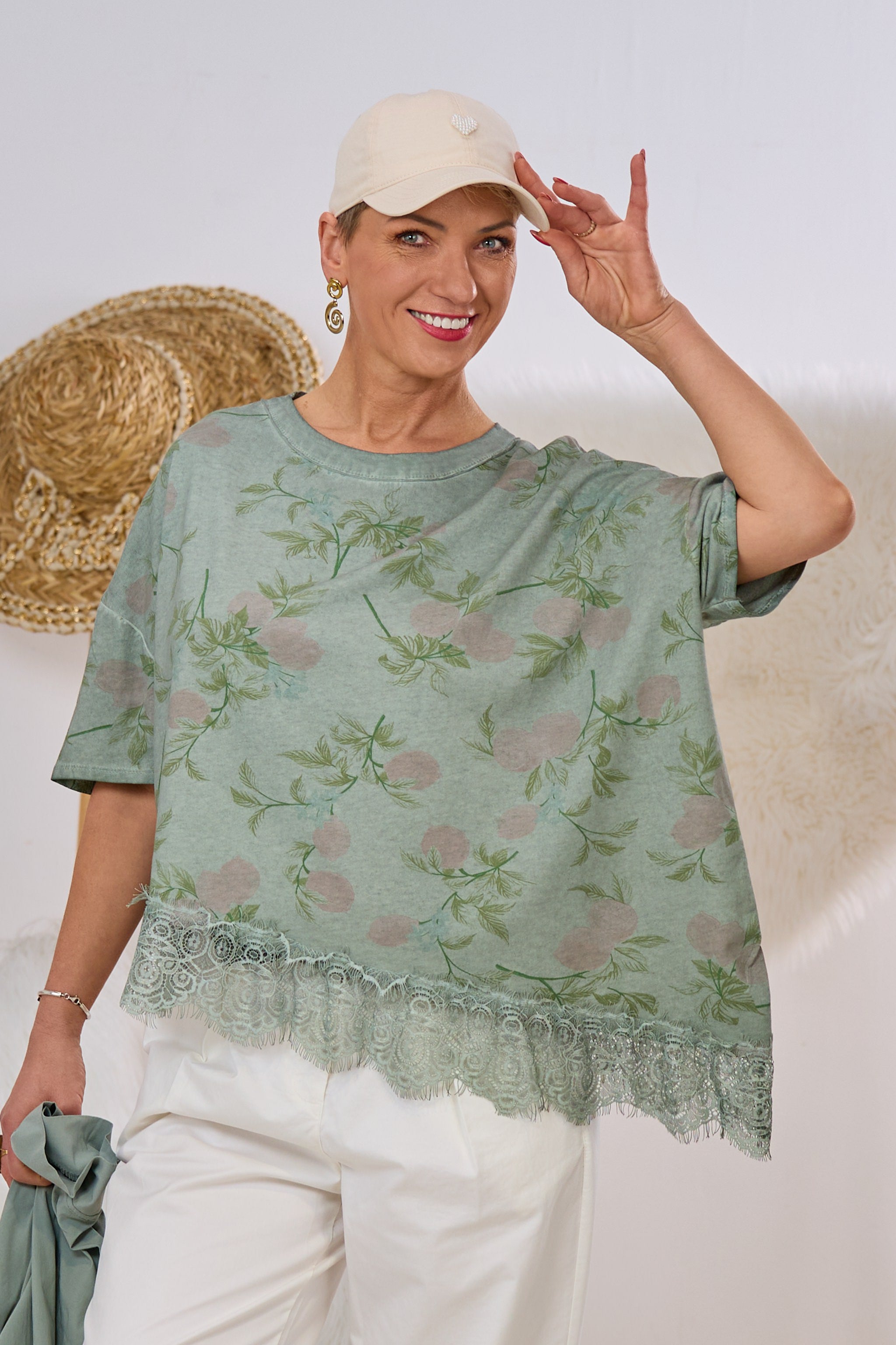 Asymmetrisches Kurzarm Sweaty, khaki-geblümt