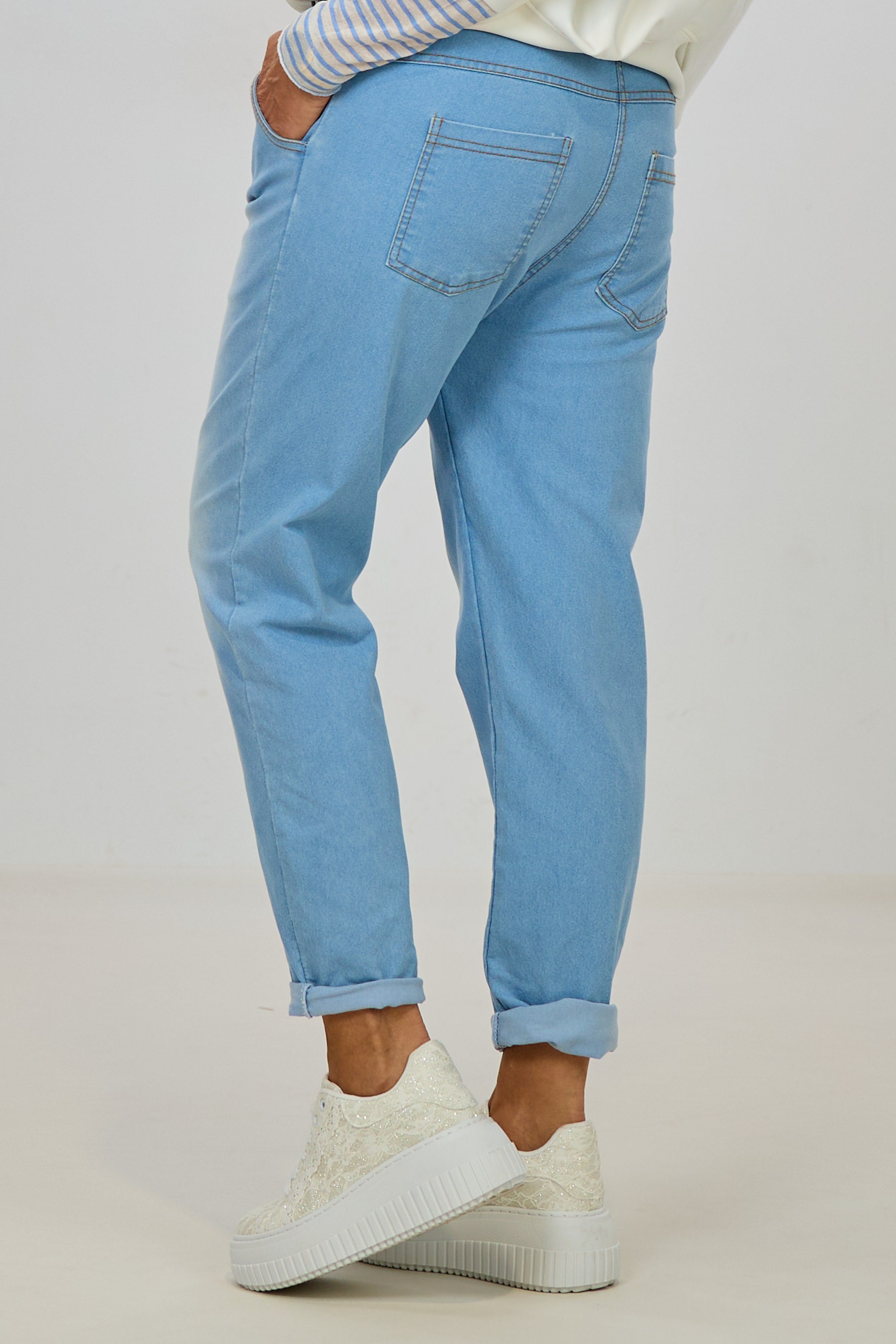 Leichte Jeans mit elastischem Bund, hell denim