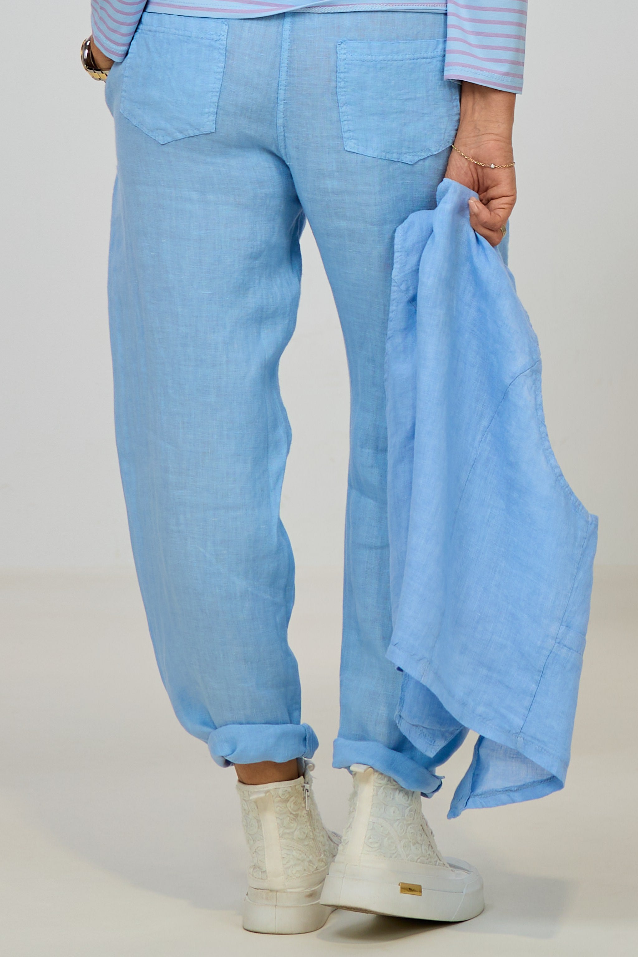 Leinenhose mit Ziernähten, blau